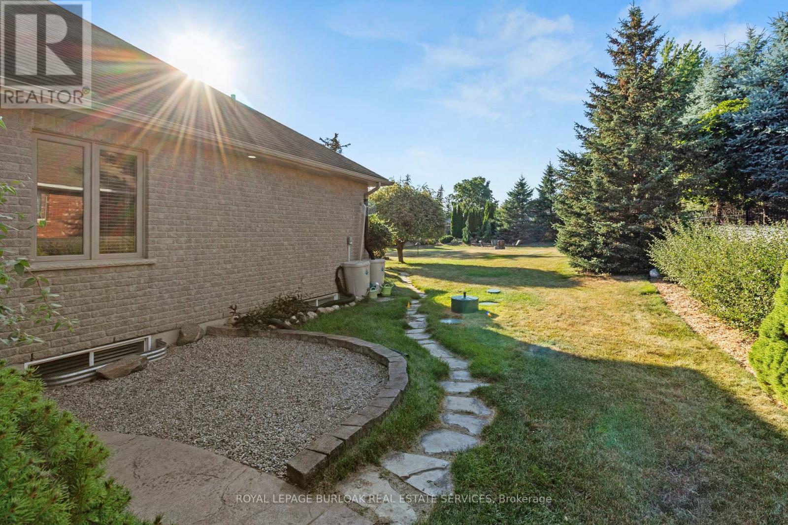 21 Farrow Road, Brantford, Ontario  N3T 5L7 - Photo 44 - X12366087