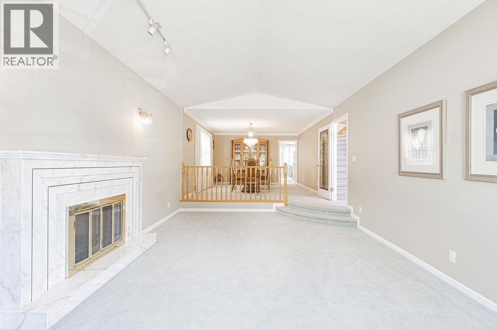 7758 Mcgregor Avenue, Burnaby, British Columbia  V5J 4H5 - Photo 3 - R3040837