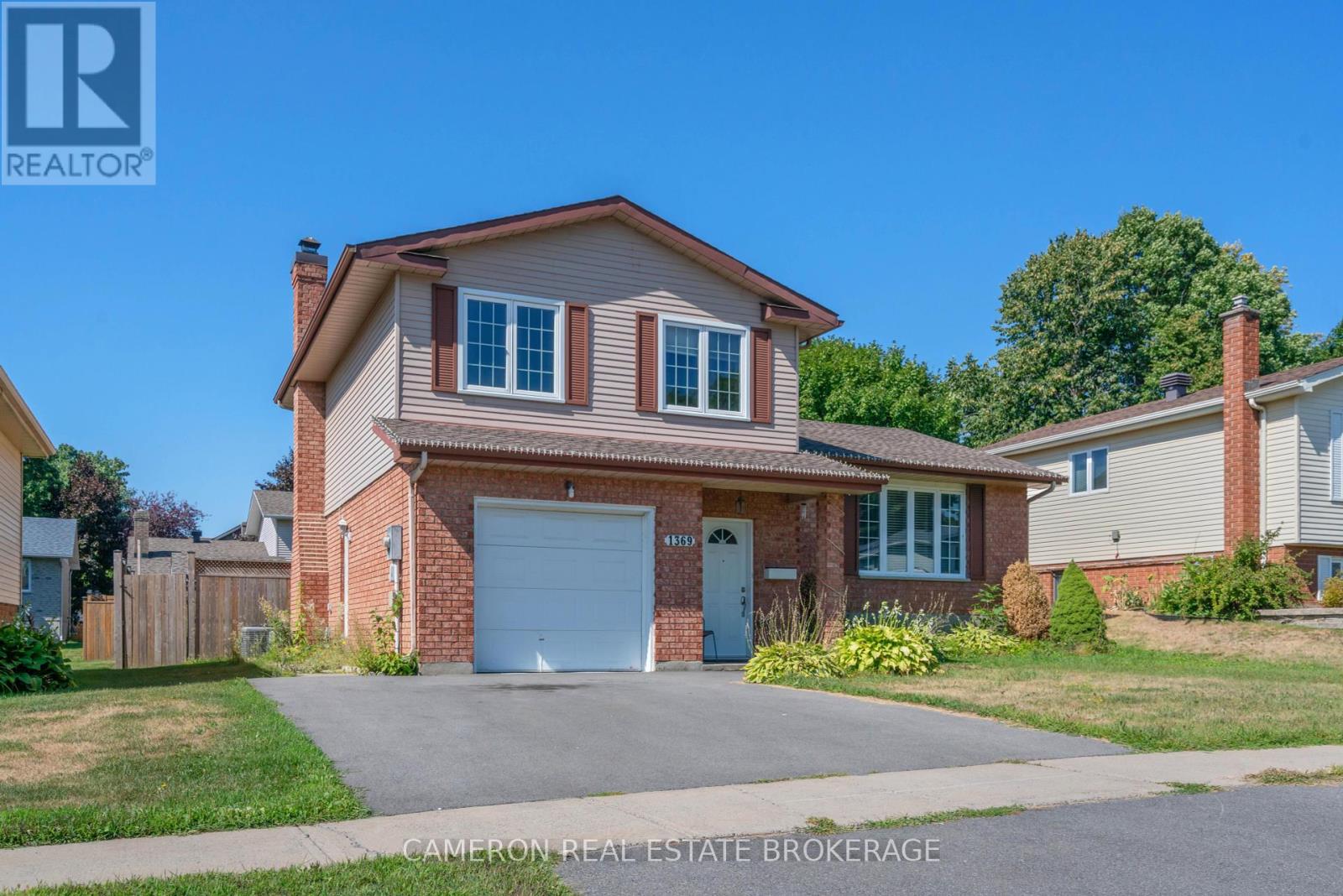 1369 Lochiel Street, Cornwall, Ontario  K6H 6N5 - Photo 2 - X12366207
