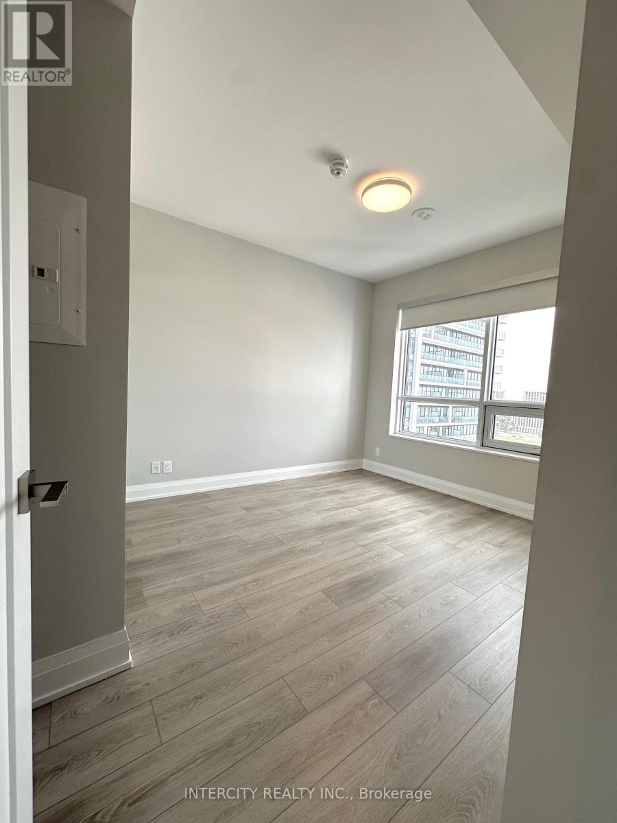 1806 - 18 Water Walk Drive, Markham, Ontario  L3R 6L5 - Photo 10 - N12351357