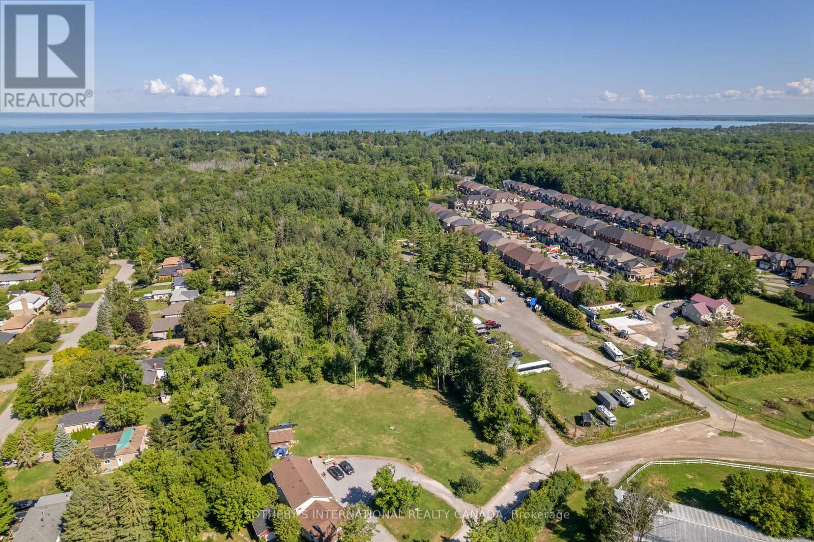 80 Market Street, Georgina (Sutton & Jackson's Point), Ontario  L0E 1R0 - Photo 12 - N12365508