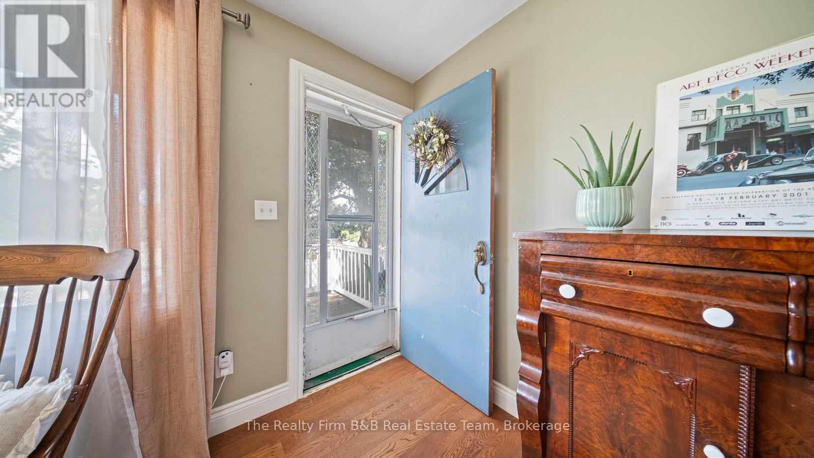 912 Alice Street, Woodstock, Ontario  N4S 2J6 - Photo 11 - X12366268
