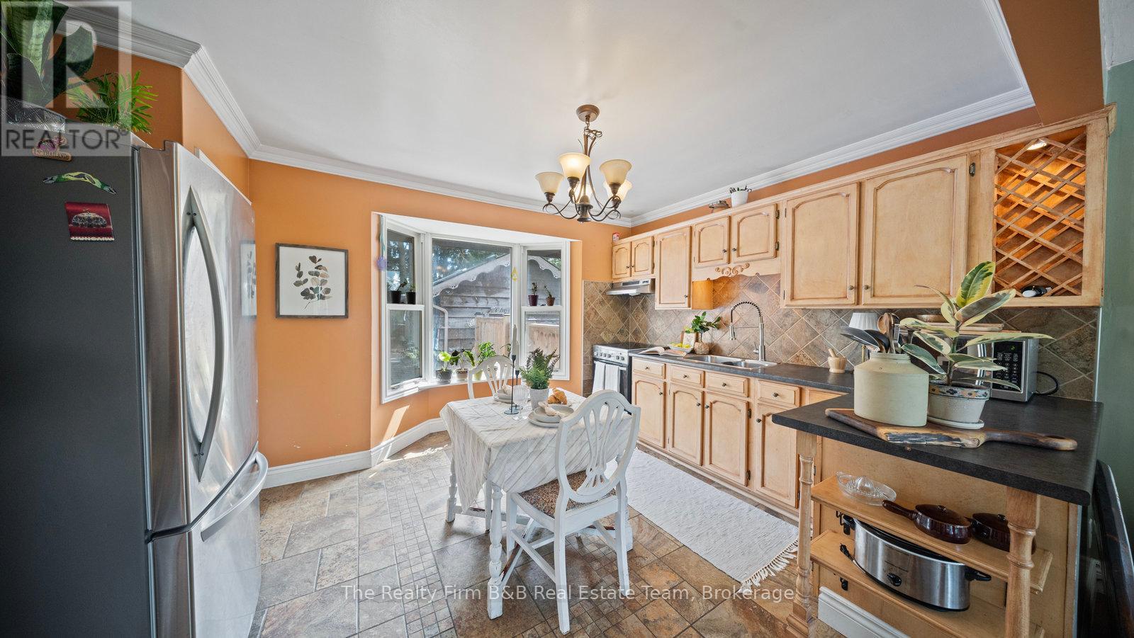 912 Alice Street, Woodstock, Ontario  N4S 2J6 - Photo 16 - X12366268