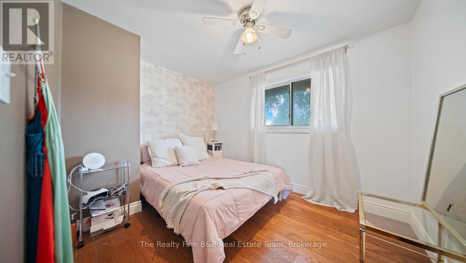 912 Alice Street, Woodstock, Ontario  N4S 2J6 - Photo 22 - X12366268