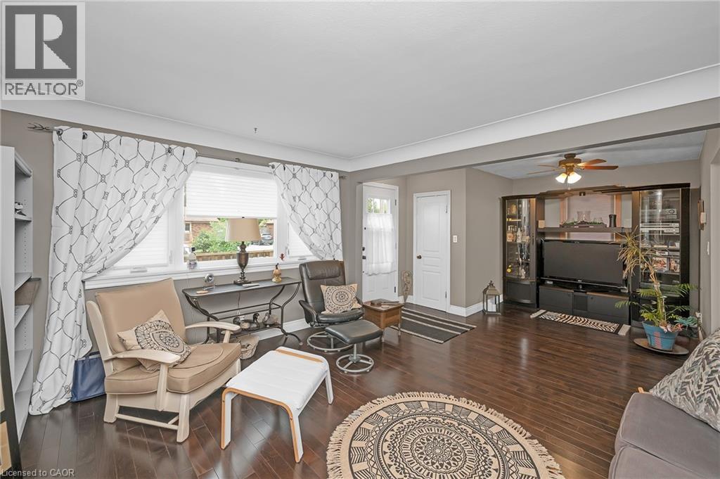 2 Cherry Avenue, Grimsby, Ontario  L3M 2G9 - Photo 10 - 40763775