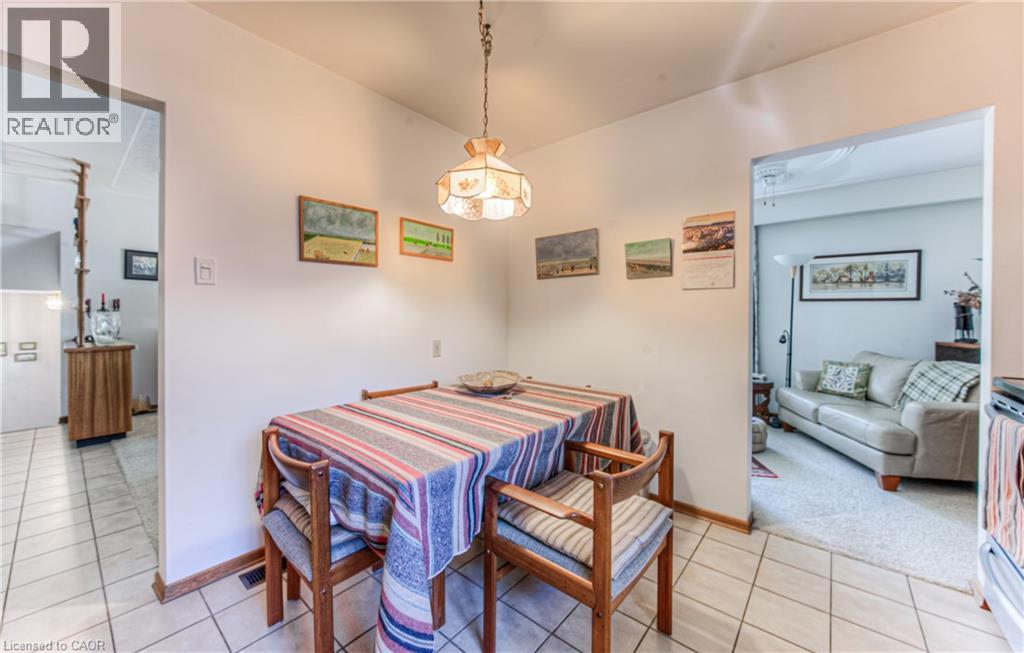 554 Sprucehill Avenue, Waterloo, Ontario  N2L 4V7 - Photo 17 - 40763042