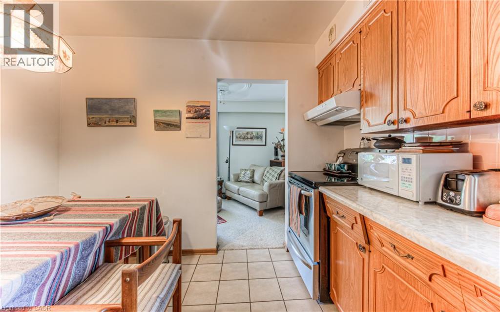 554 Sprucehill Avenue, Waterloo, Ontario  N2L 4V7 - Photo 20 - 40763042