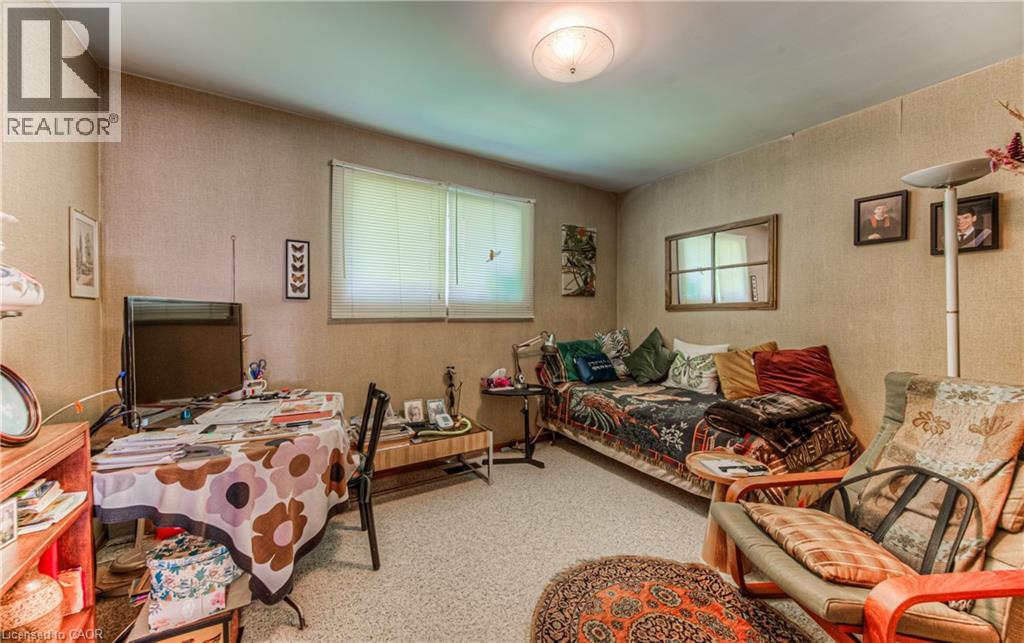 554 Sprucehill Avenue, Waterloo, Ontario  N2L 4V7 - Photo 24 - 40763042
