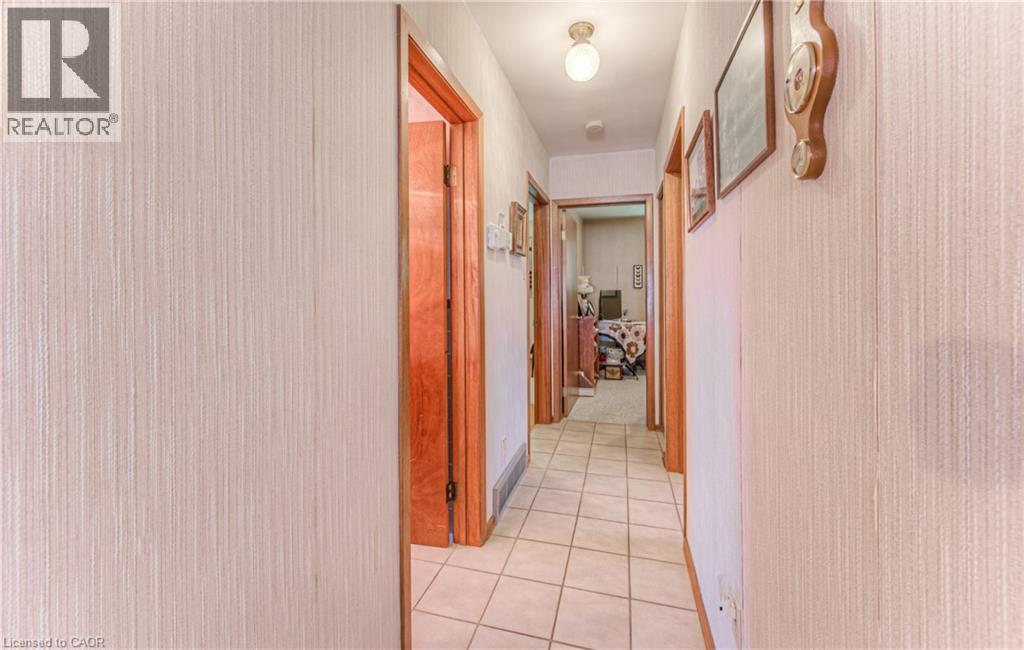 554 Sprucehill Avenue, Waterloo, Ontario  N2L 4V7 - Photo 27 - 40763042