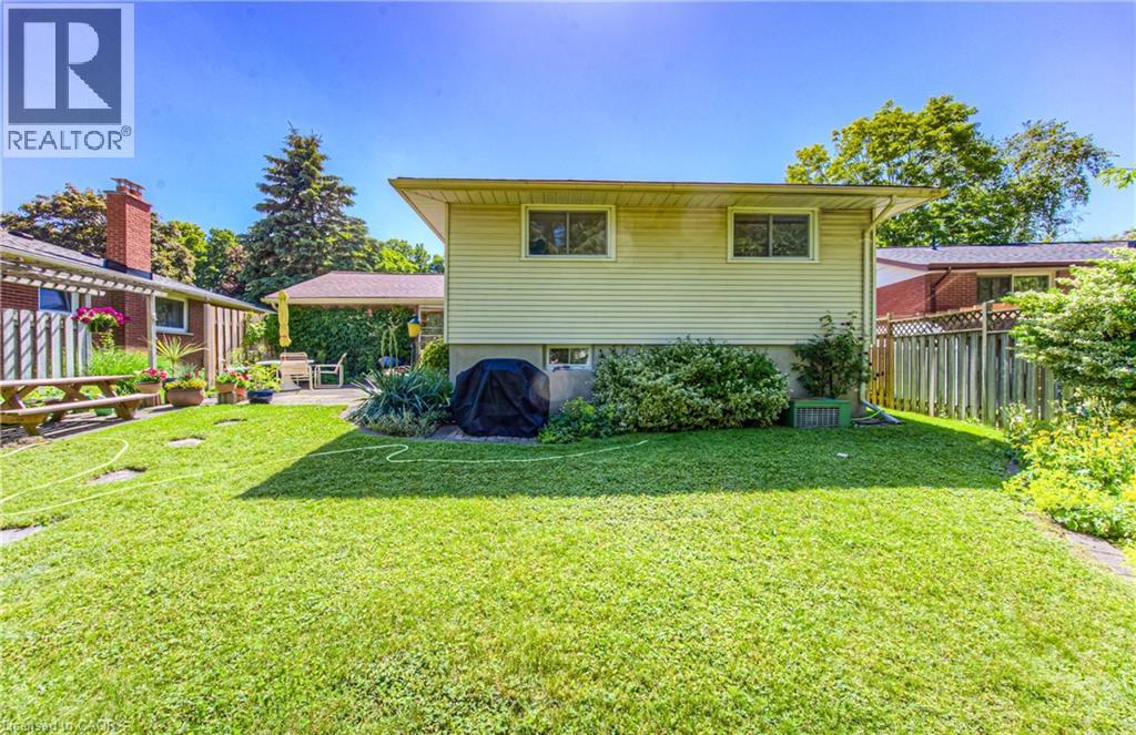 554 Sprucehill Avenue, Waterloo, Ontario  N2L 4V7 - Photo 42 - 40763042
