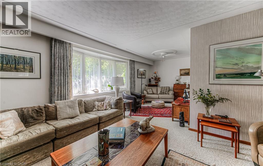 554 Sprucehill Avenue, Waterloo, Ontario  N2L 4V7 - Photo 8 - 40763042