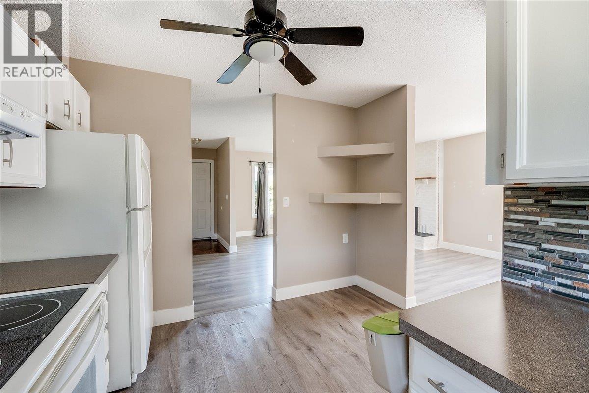 1916 Riverside Crescent, Castlegar, British Columbia  V1N 3W6 - Photo 13 - 10360683