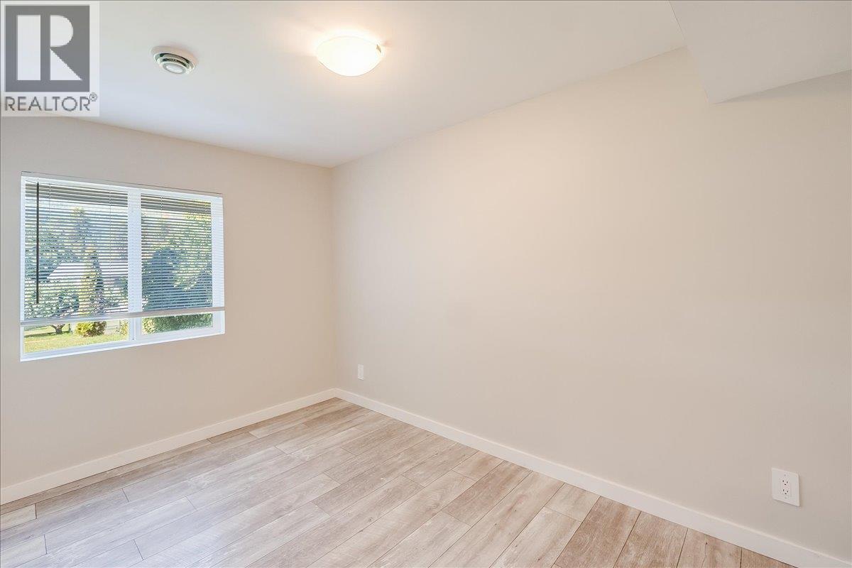 1916 Riverside Crescent, Castlegar, British Columbia  V1N 3W6 - Photo 18 - 10360683