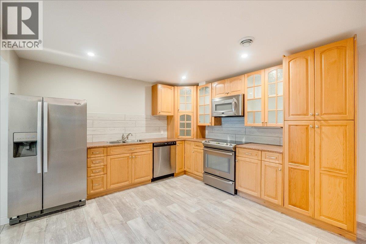1916 Riverside Crescent, Castlegar, British Columbia  V1N 3W6 - Photo 26 - 10360683
