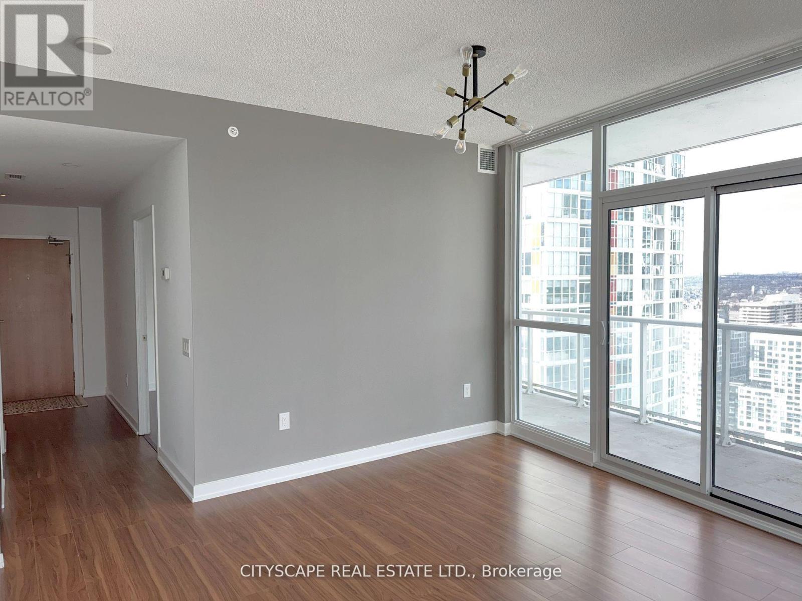 3901 - 75 Queens Wharf Road, Toronto, Ontario  M5V 0J8 - Photo 11 - C12366208