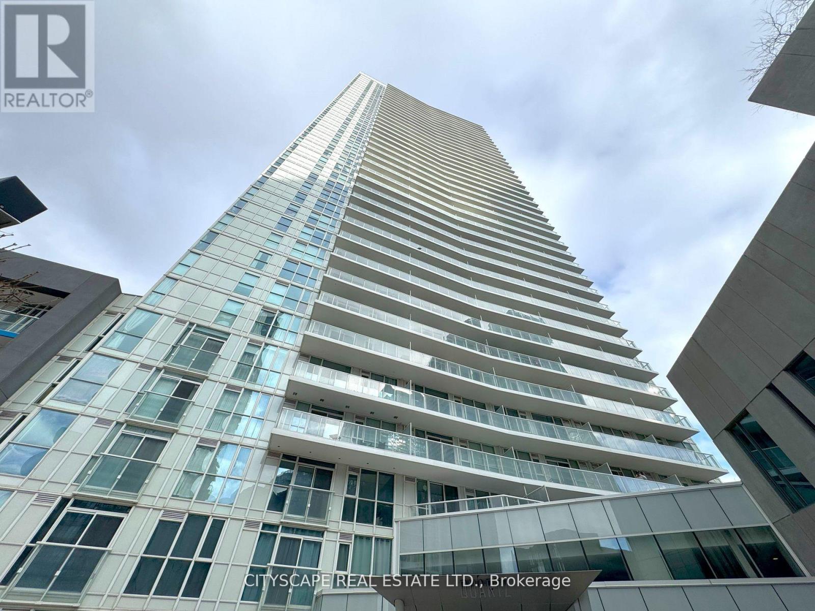 3901 - 75 Queens Wharf Road, Toronto, Ontario  M5V 0J8 - Photo 35 - C12366208