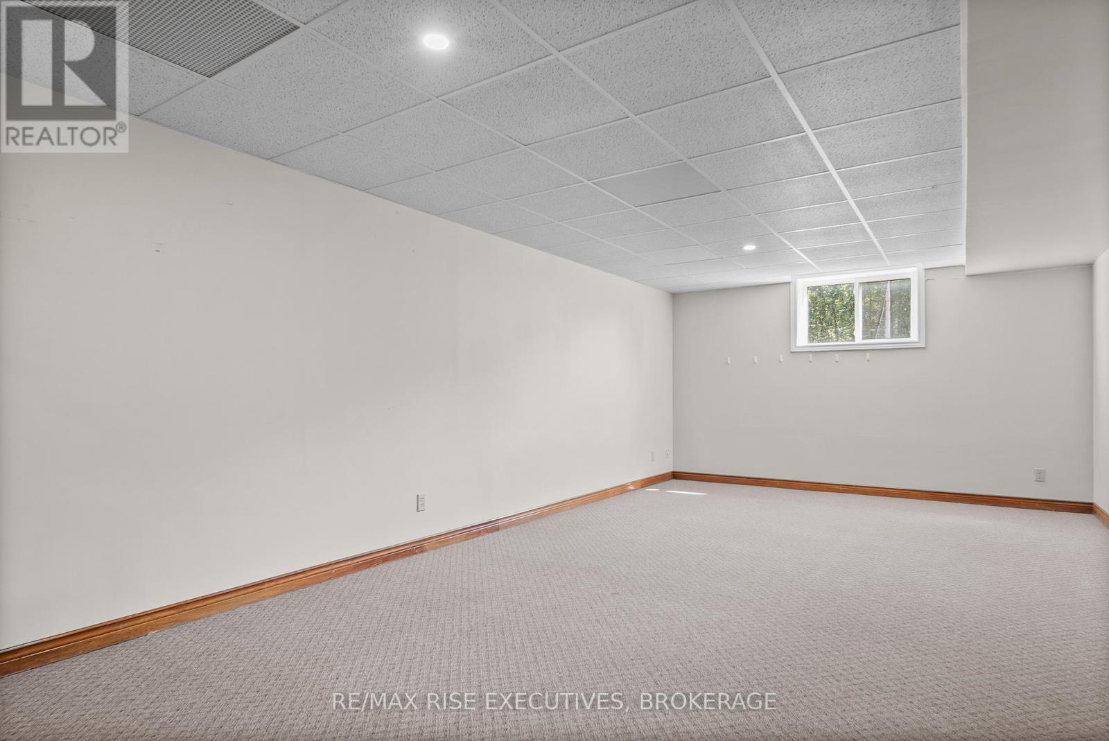 1779 Floyd Avenue, Kingston, Ontario  K7L 4V4 - Photo 30 - X12366296
