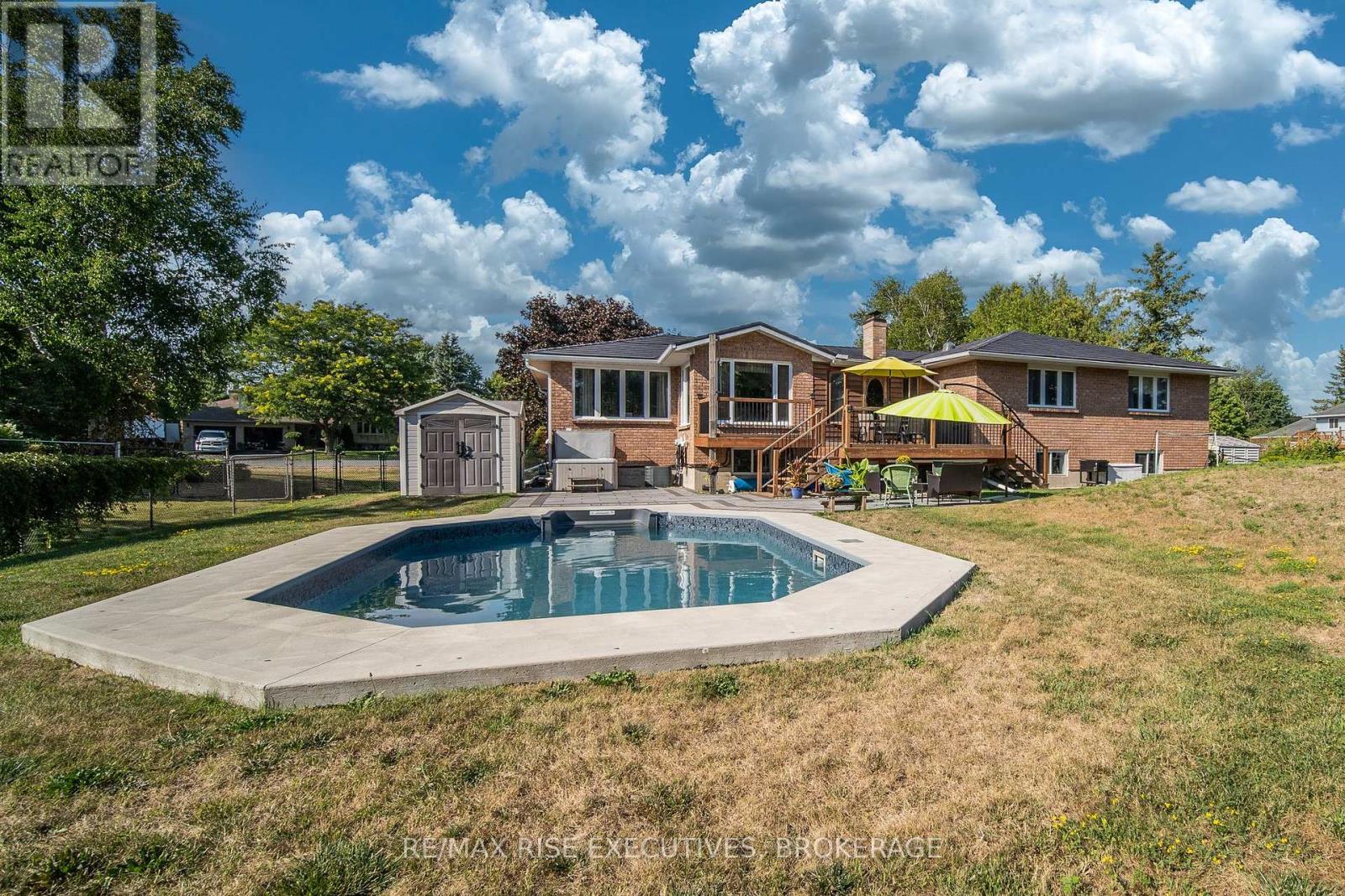 1779 Floyd Avenue, Kingston, Ontario  K7L 4V4 - Photo 40 - X12366296