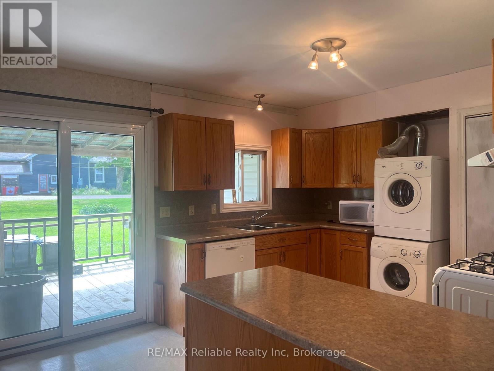 41597 Hullett Mckillop Road, Central Huron, Ontario  N0M 1H0 - Photo 10 - X12366222