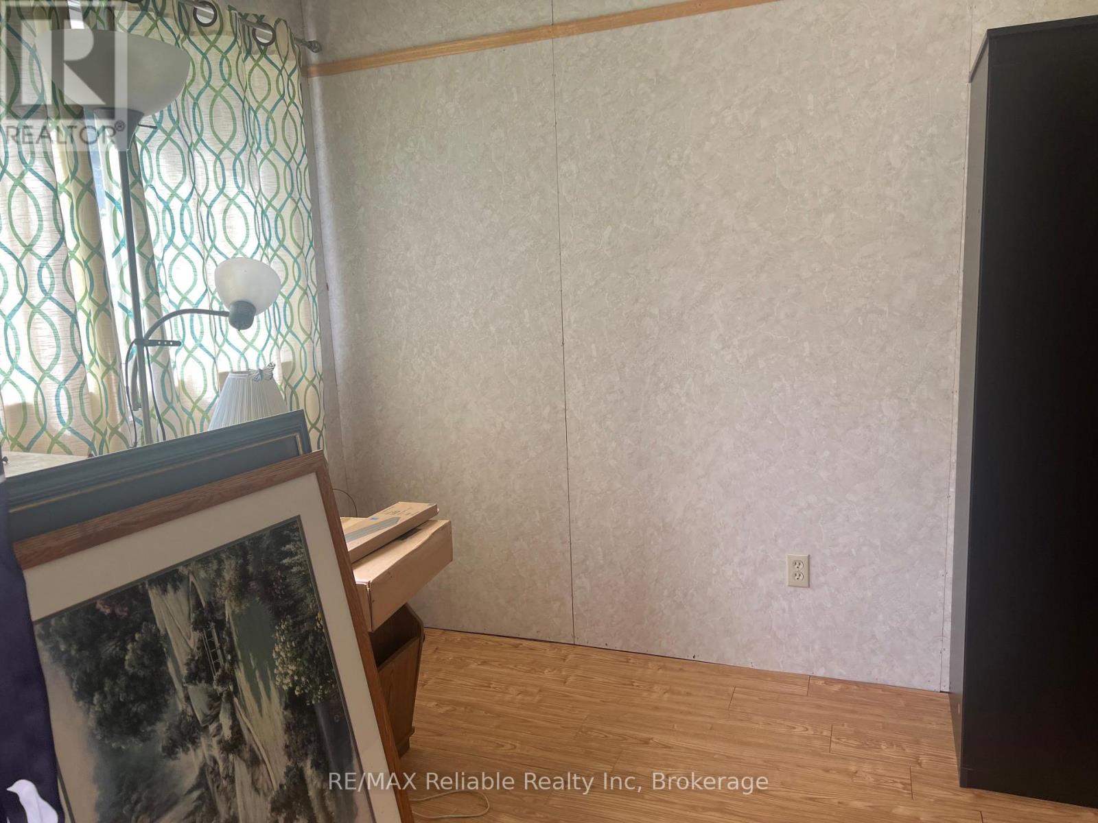 41597 Hullett Mckillop Road, Central Huron, Ontario  N0M 1H0 - Photo 12 - X12366222