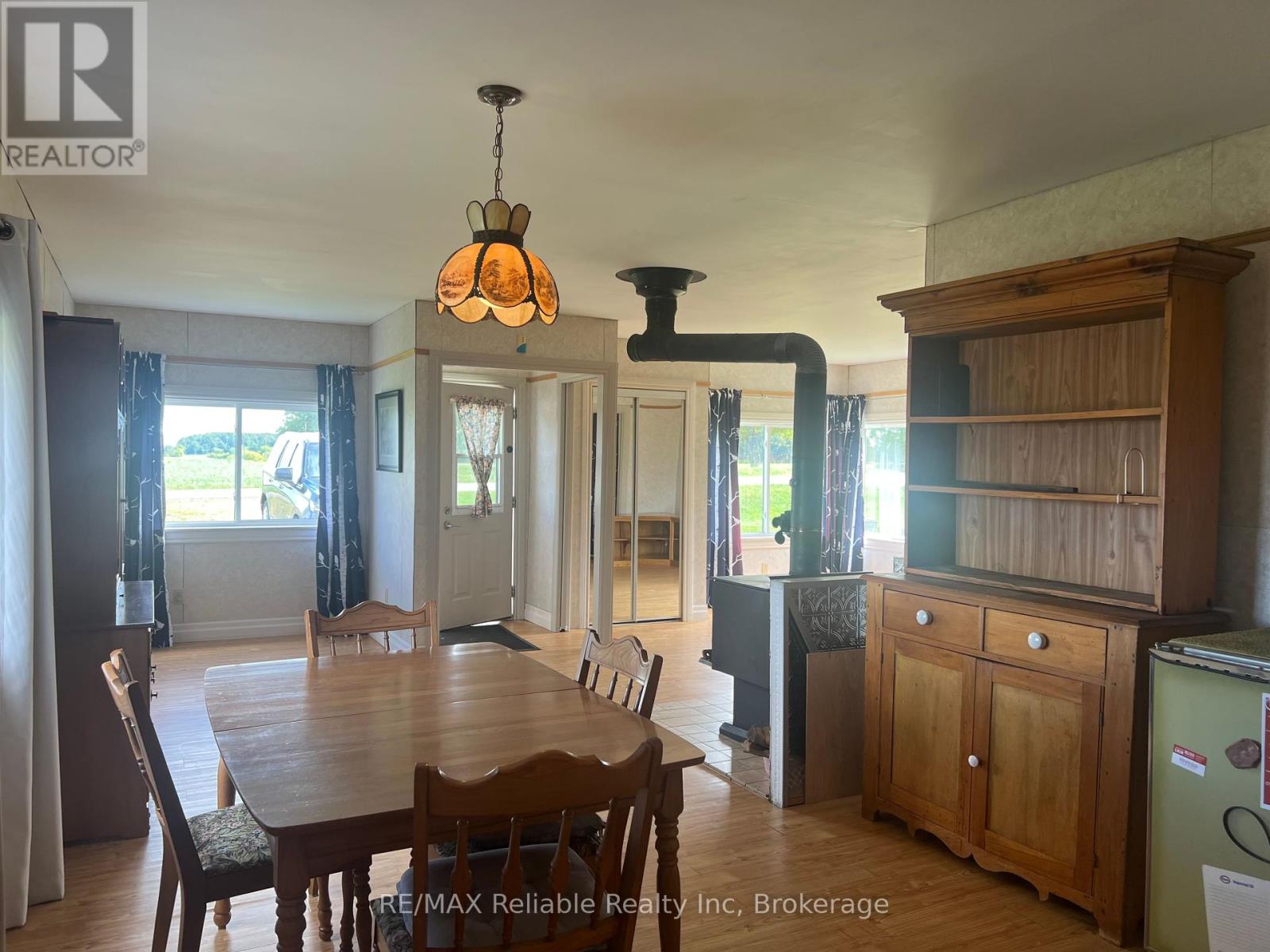 41597 Hullett Mckillop Road, Central Huron, Ontario  N0M 1H0 - Photo 6 - X12366222
