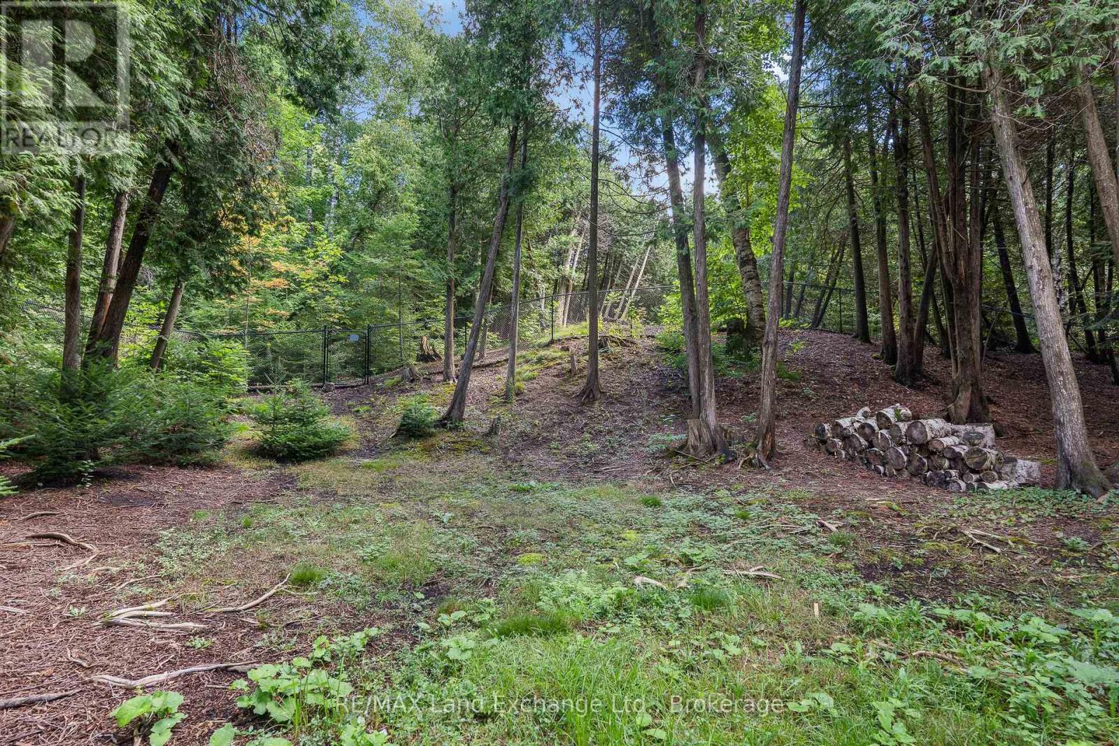 200 Trillium Drive, Saugeen Shores, Ontario  N0H 2C2 - Photo 30 - X12366306