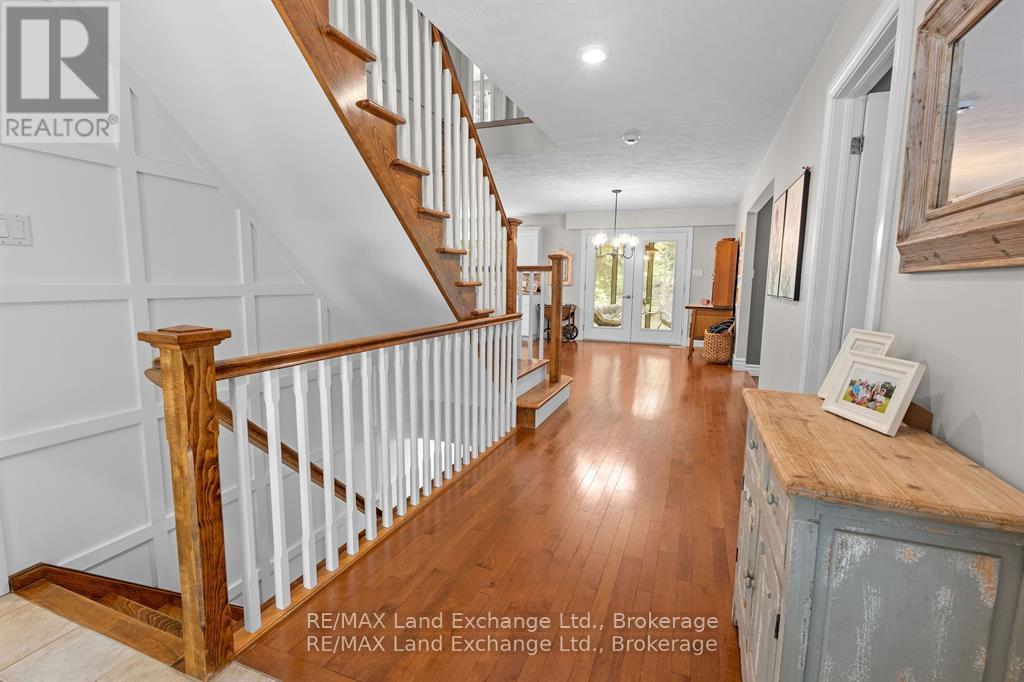 200 Trillium Drive, Saugeen Shores, Ontario  N0H 2C2 - Photo 6 - X12366306