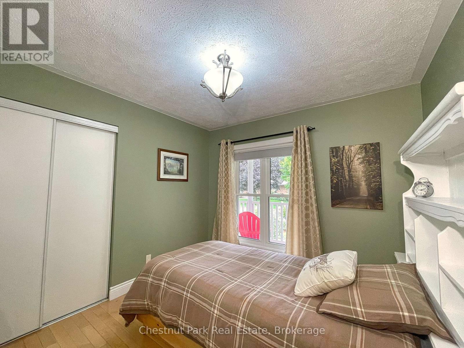 171 Beattie Street, Owen Sound, Ontario  N4K 6X3 - Photo 15 - X12366362