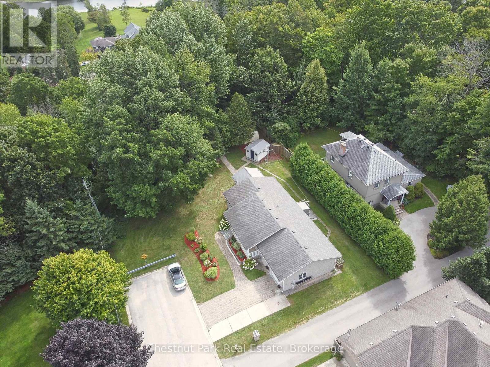 171 Beattie Street, Owen Sound, Ontario  N4K 6X3 - Photo 2 - X12366362