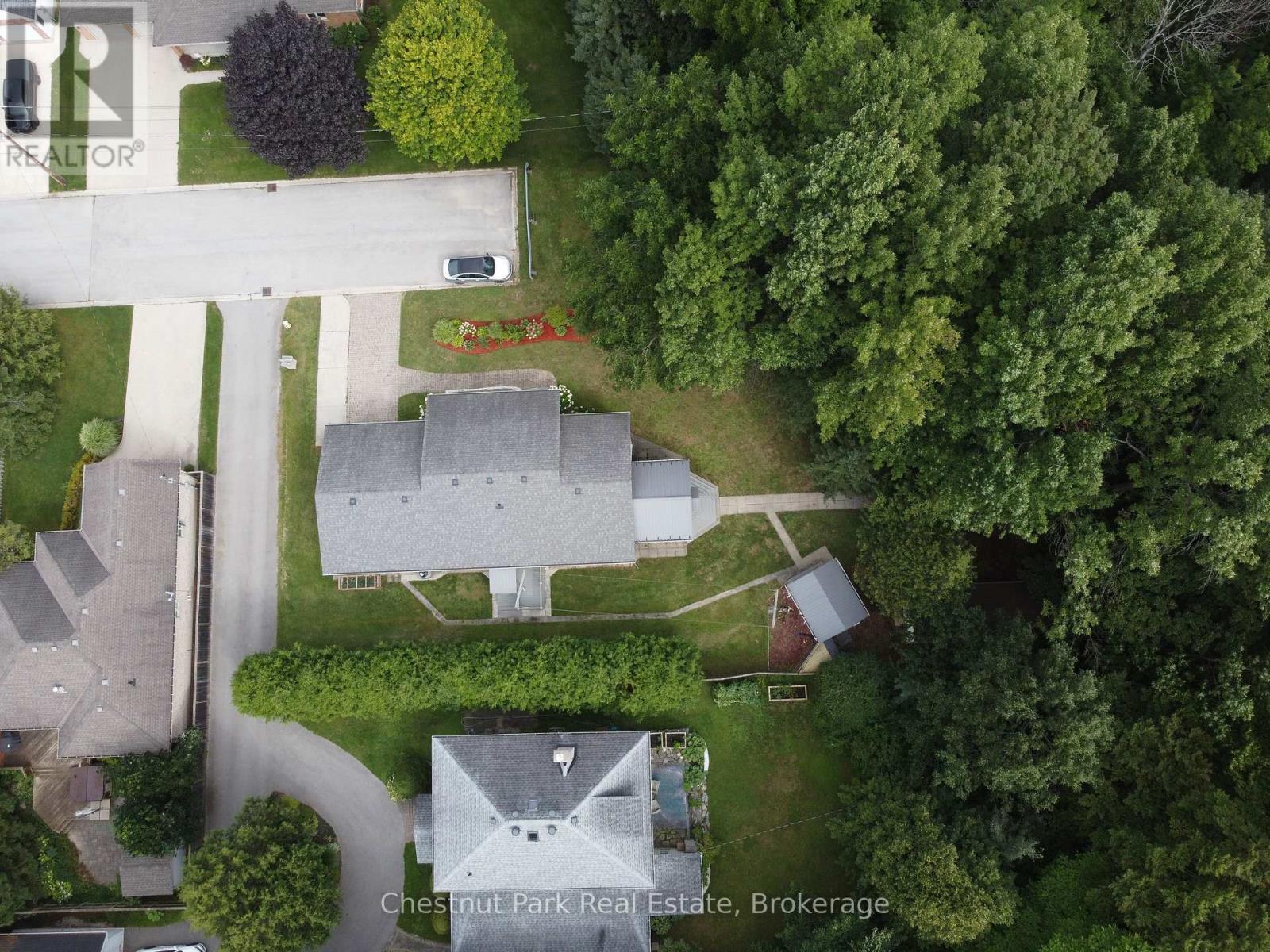 171 Beattie Street, Owen Sound, Ontario  N4K 6X3 - Photo 3 - X12366362