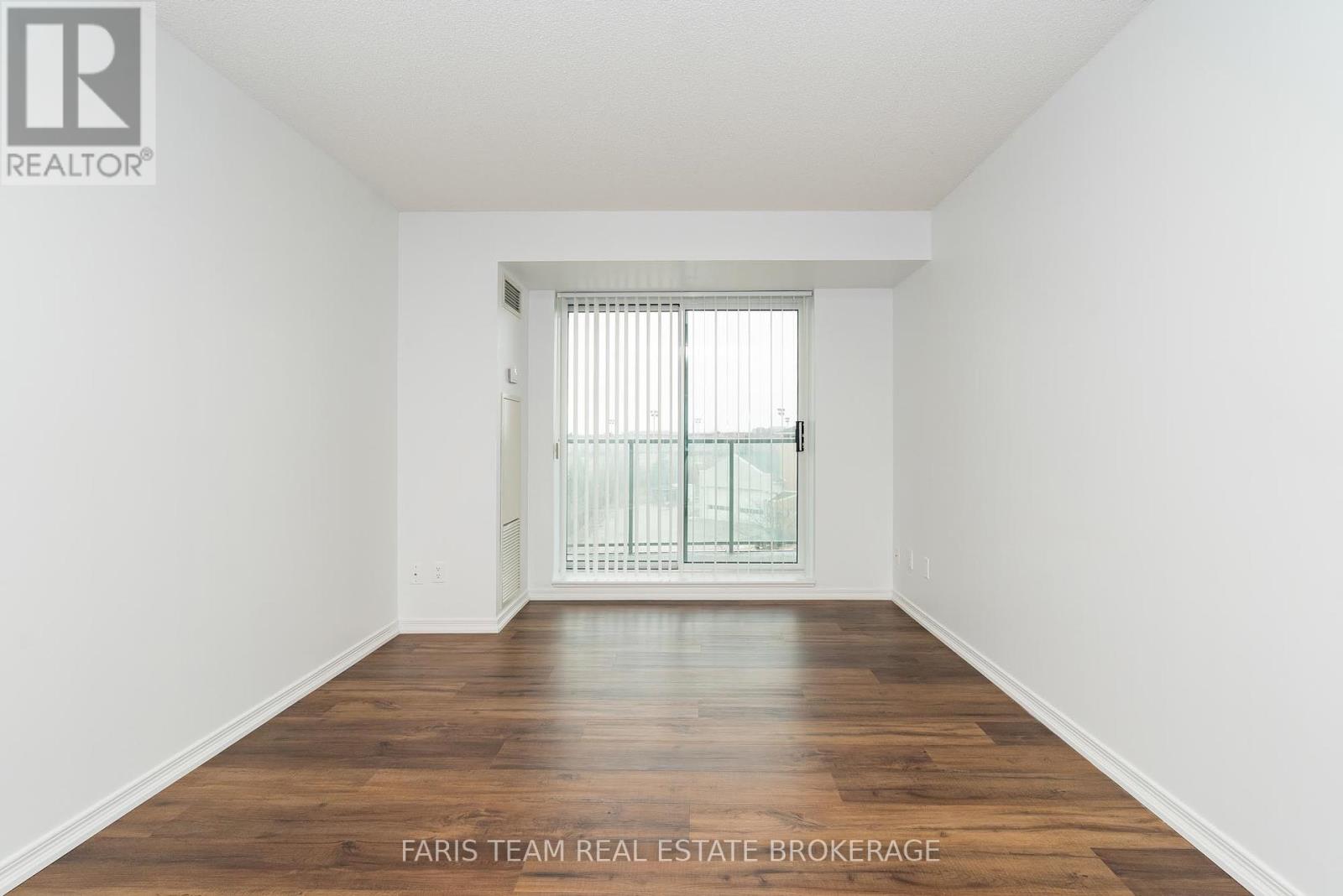 407 - 11 Oneida Crescent, Richmond Hill, Ontario  L4B 0A1 - Photo 12 - N12366215