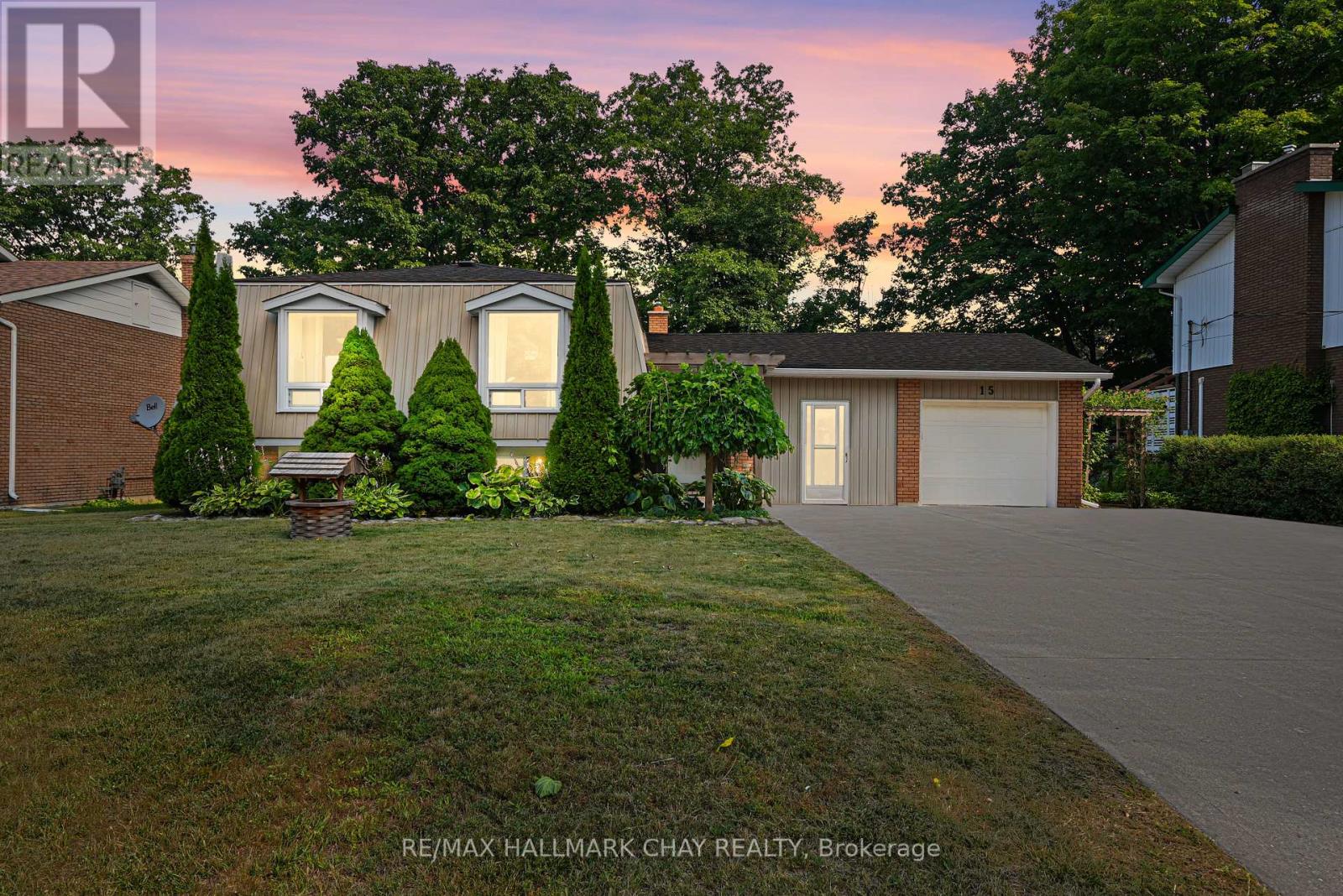 15 VIEL STREET, Penetanguishene, Ontario