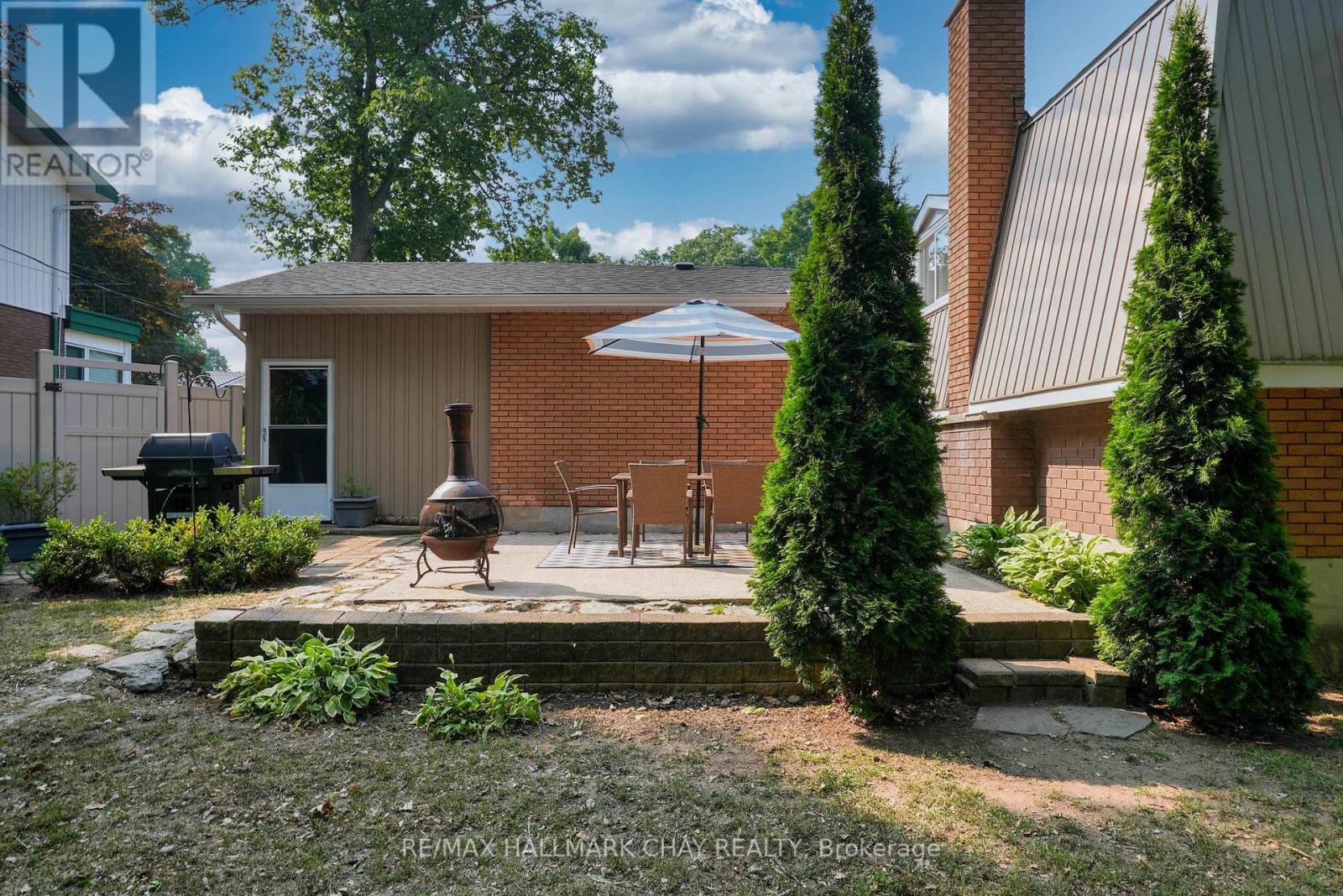15 Viel Street, Penetanguishene, Ontario  L9M 1H8 - Photo 36 - S12366172