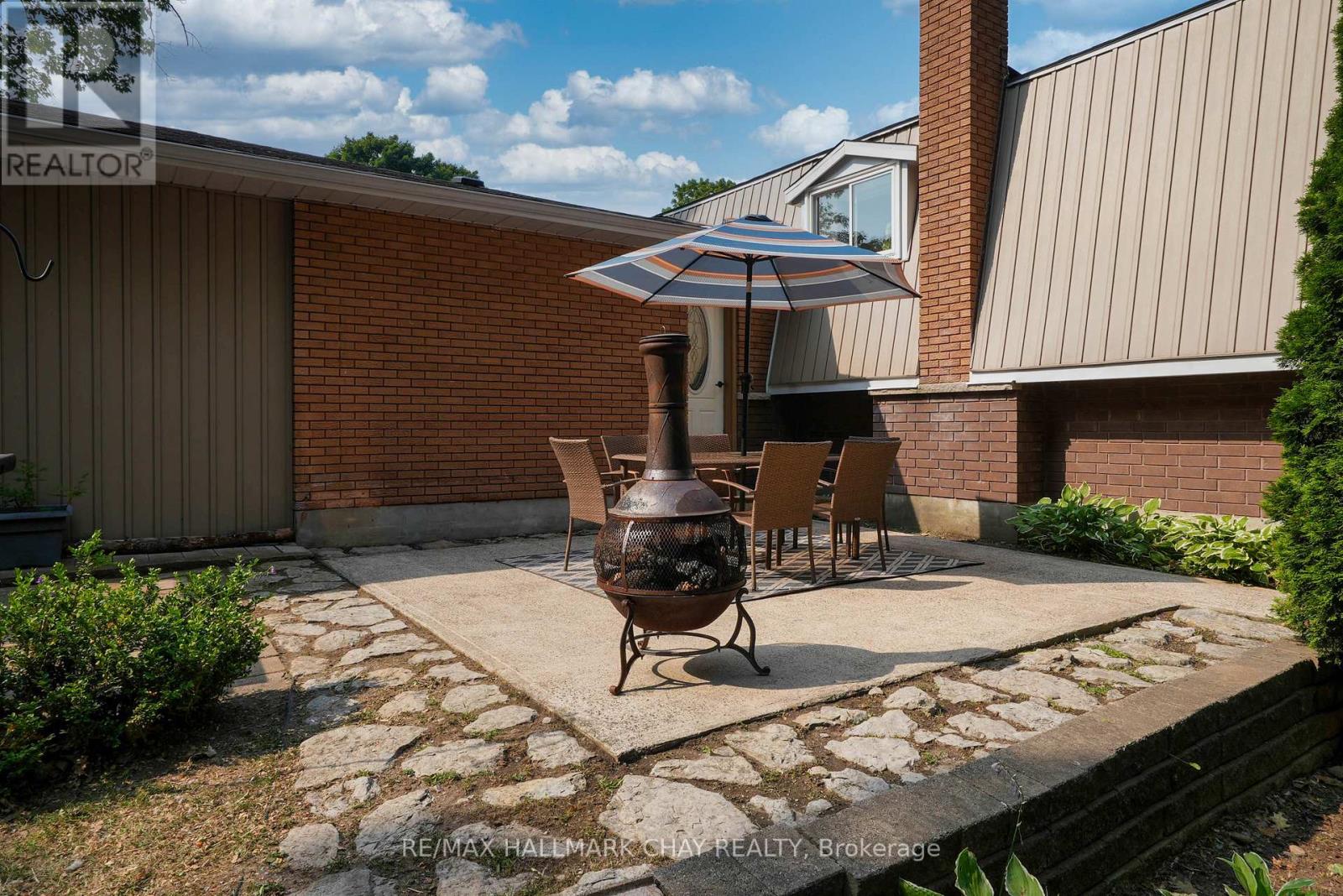 15 Viel Street, Penetanguishene, Ontario  L9M 1H8 - Photo 38 - S12366172