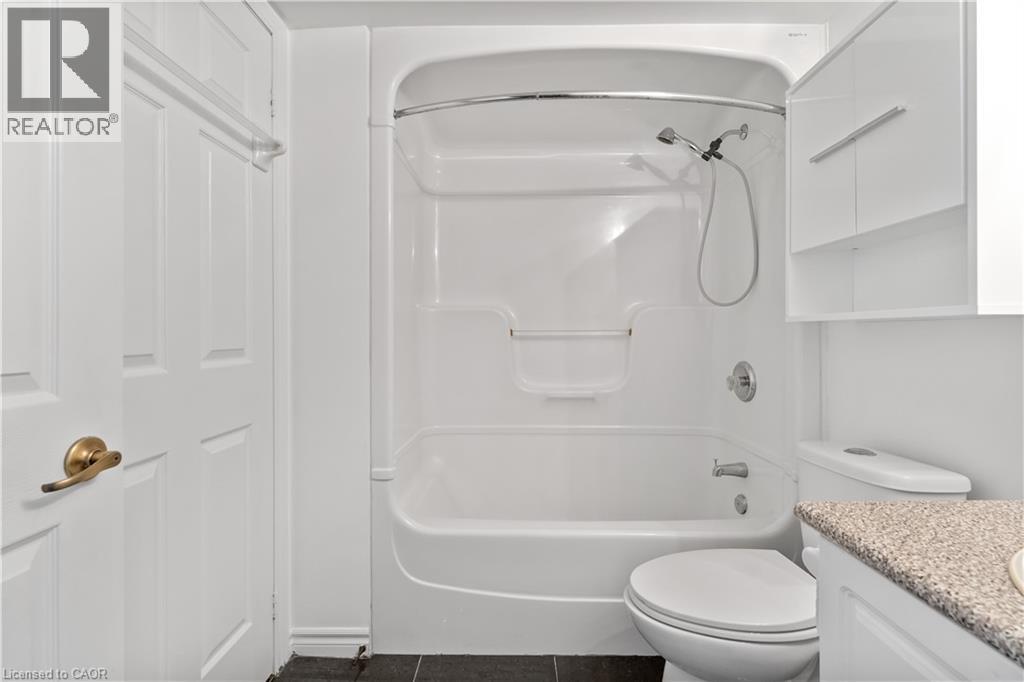 1431 Walker's Line Unit# 413, Burlington, Ontario  L7M 4P3 - Photo 16 - 40761965