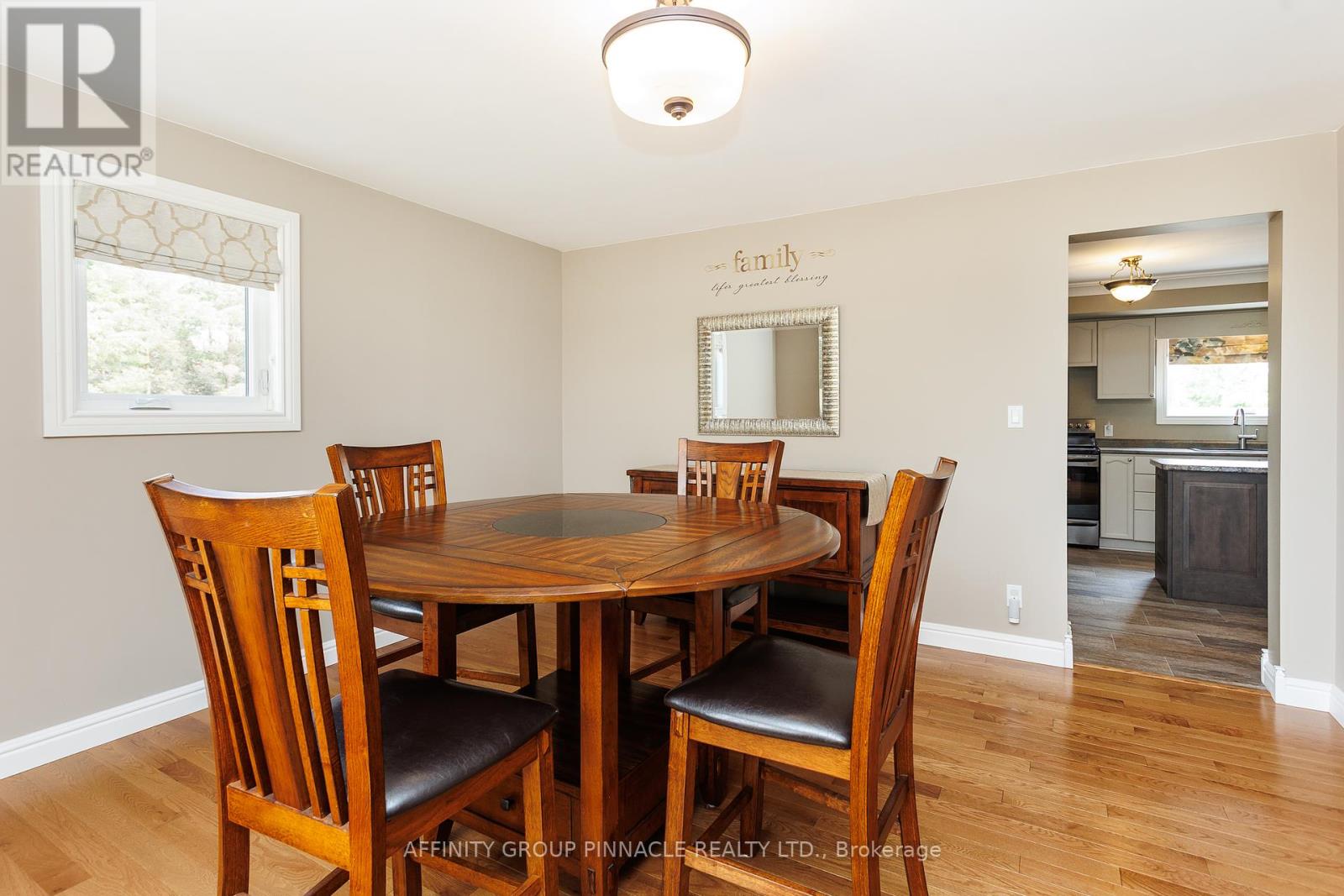 730 The Glen Road, Kawartha Lakes, Ontario  K0M 2T0 - Photo 16 - X12366261
