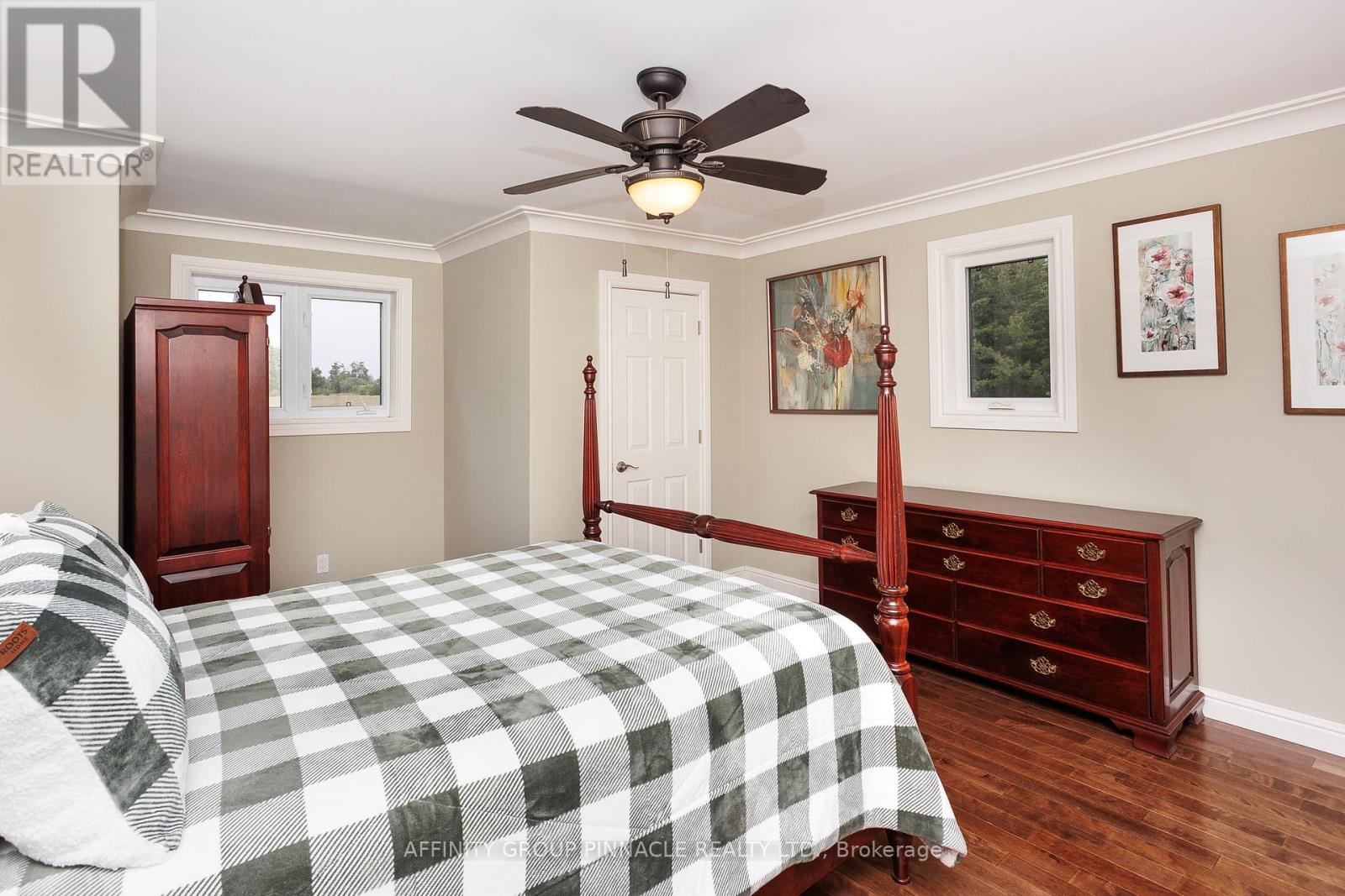 730 The Glen Road, Kawartha Lakes, Ontario  K0M 2T0 - Photo 33 - X12366261