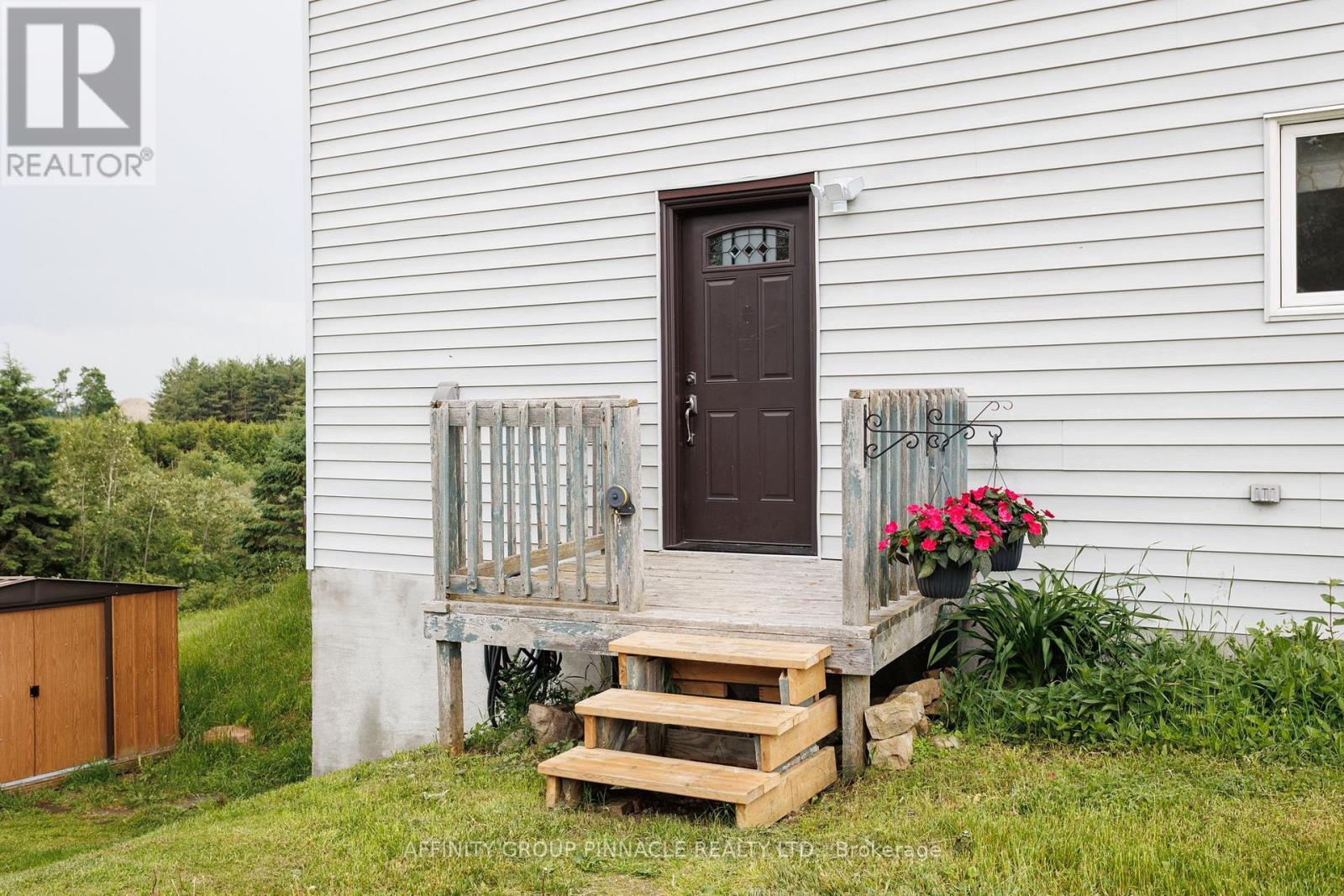 730 The Glen Road, Kawartha Lakes, Ontario  K0M 2T0 - Photo 44 - X12366261