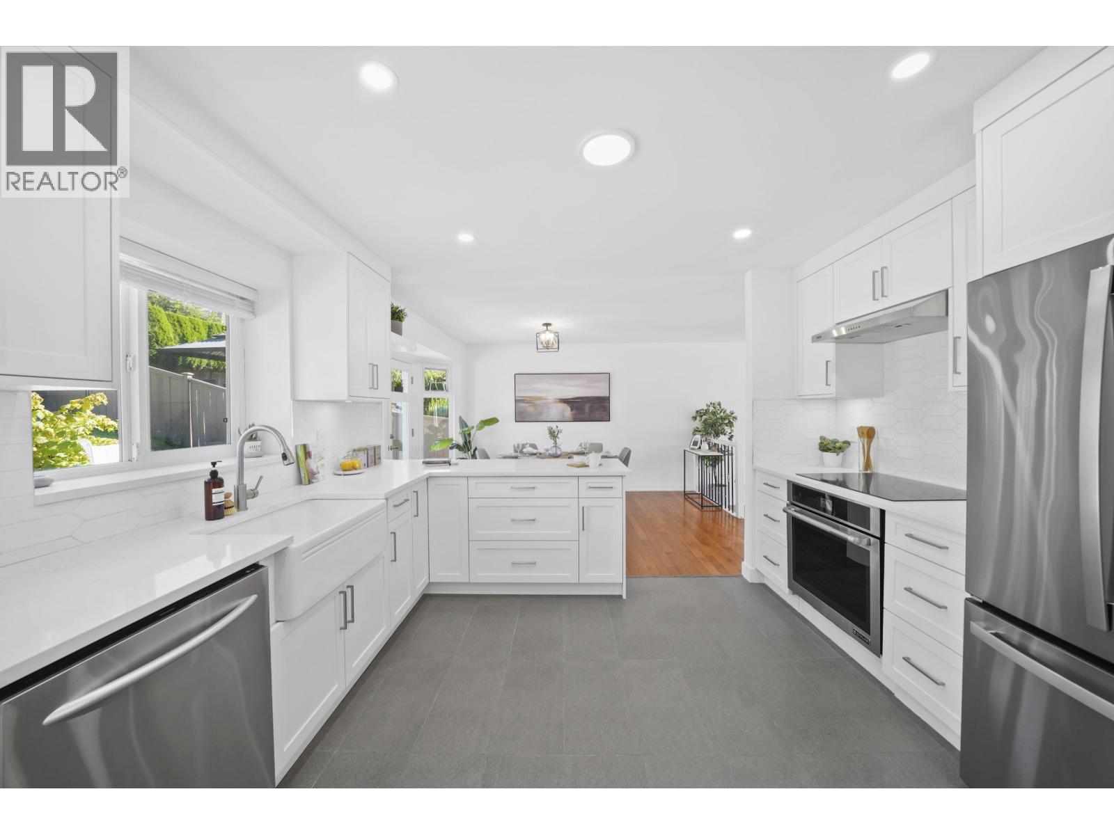 2541 Bluebell Avenue, Coquitlam, British Columbia  V3E 2H5 - Photo 11 - R3040513