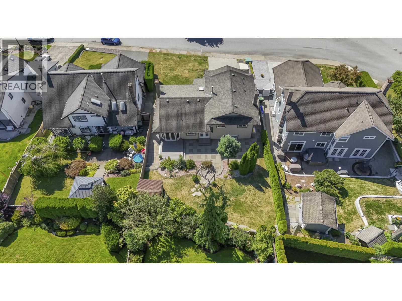 2541 Bluebell Avenue, Coquitlam, British Columbia  V3E 2H5 - Photo 38 - R3040513