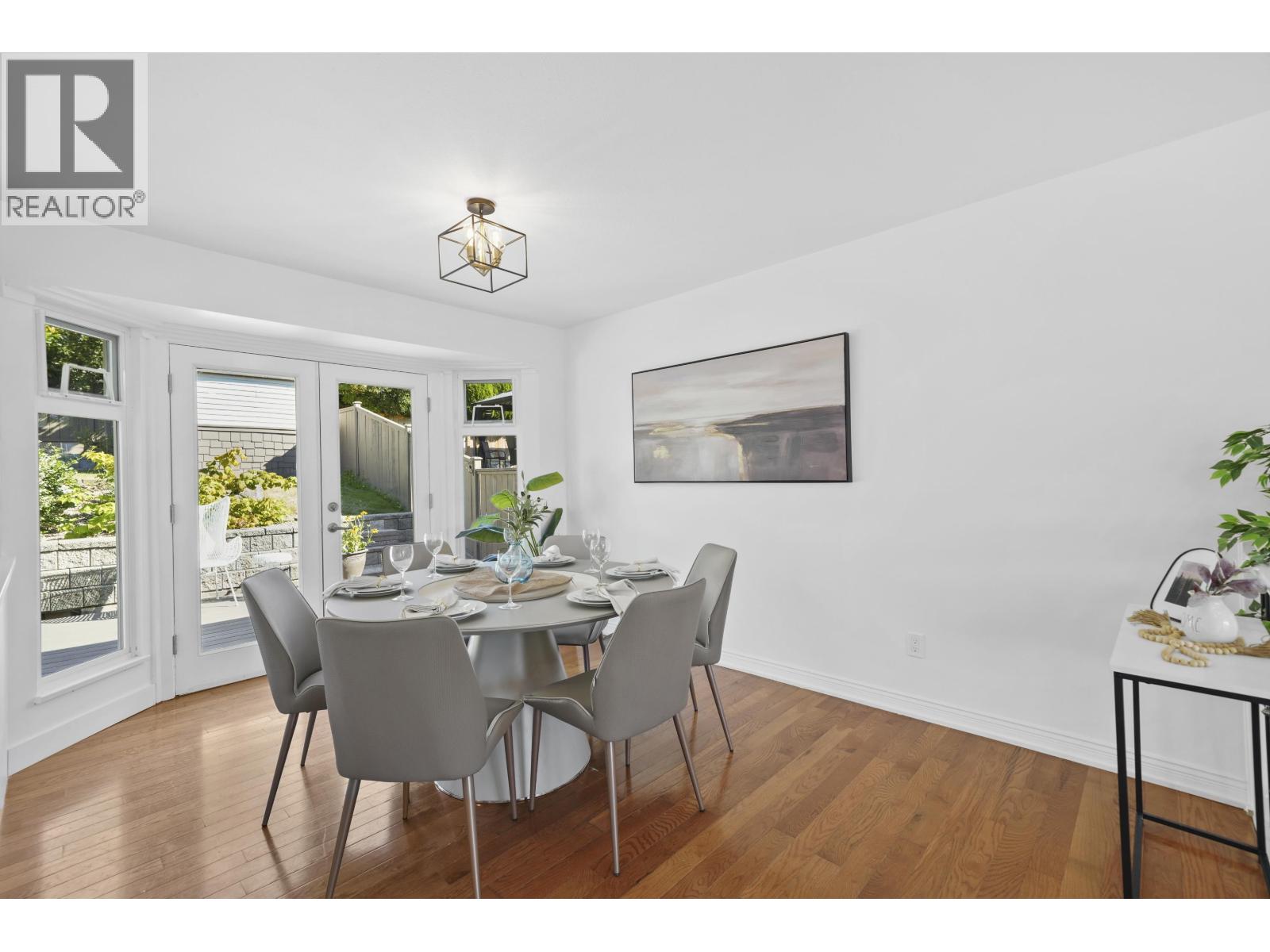 2541 Bluebell Avenue, Coquitlam, British Columbia  V3E 2H5 - Photo 8 - R3040513