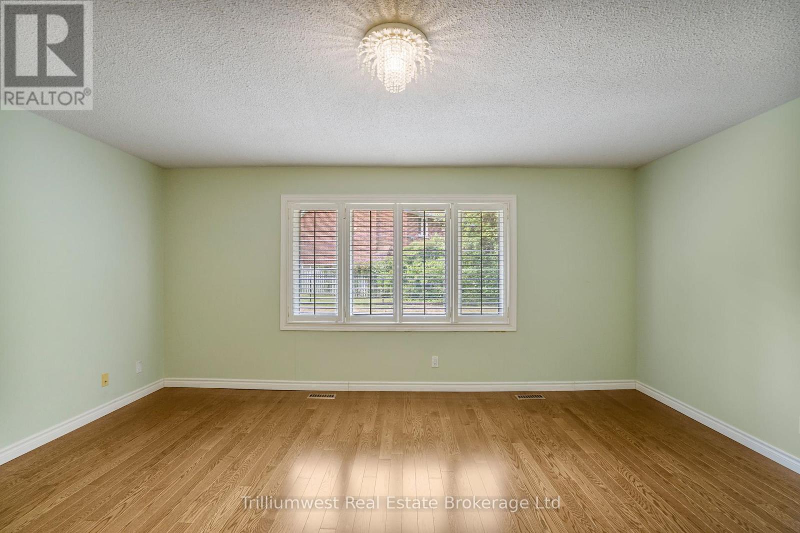444 Bonny Meadow Road, Oakville, Ontario  L6J 6J2 - Photo 21 - W12364988