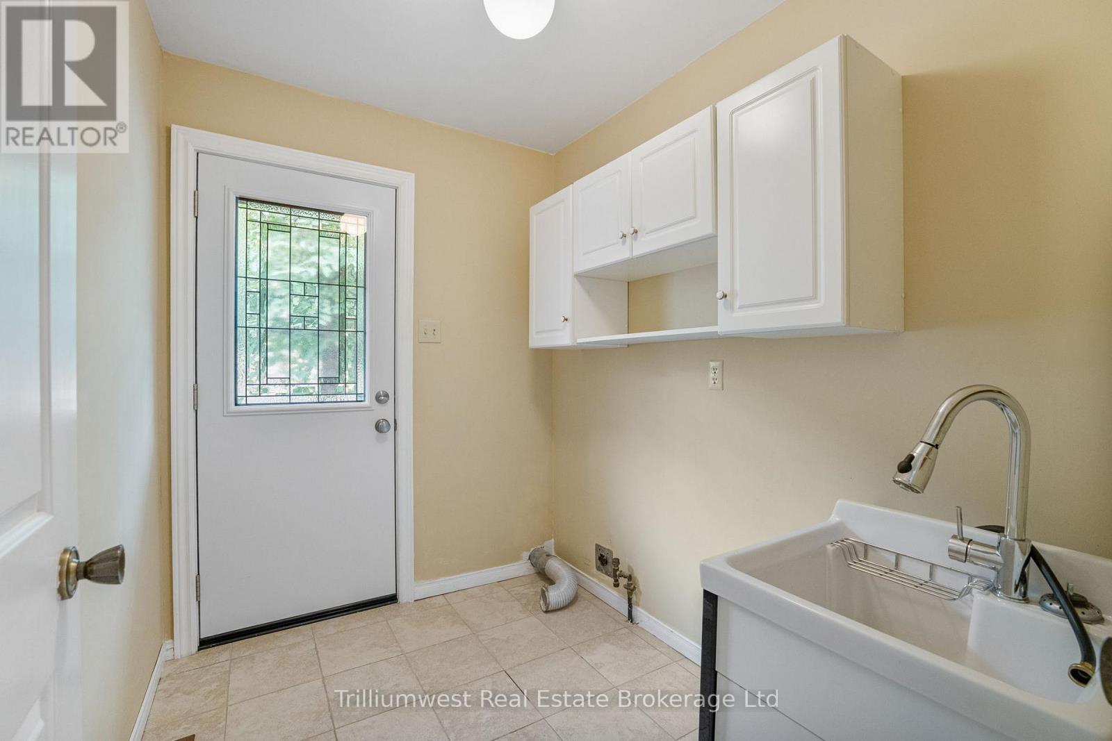444 Bonny Meadow Road, Oakville, Ontario  L6J 6J2 - Photo 27 - W12364988