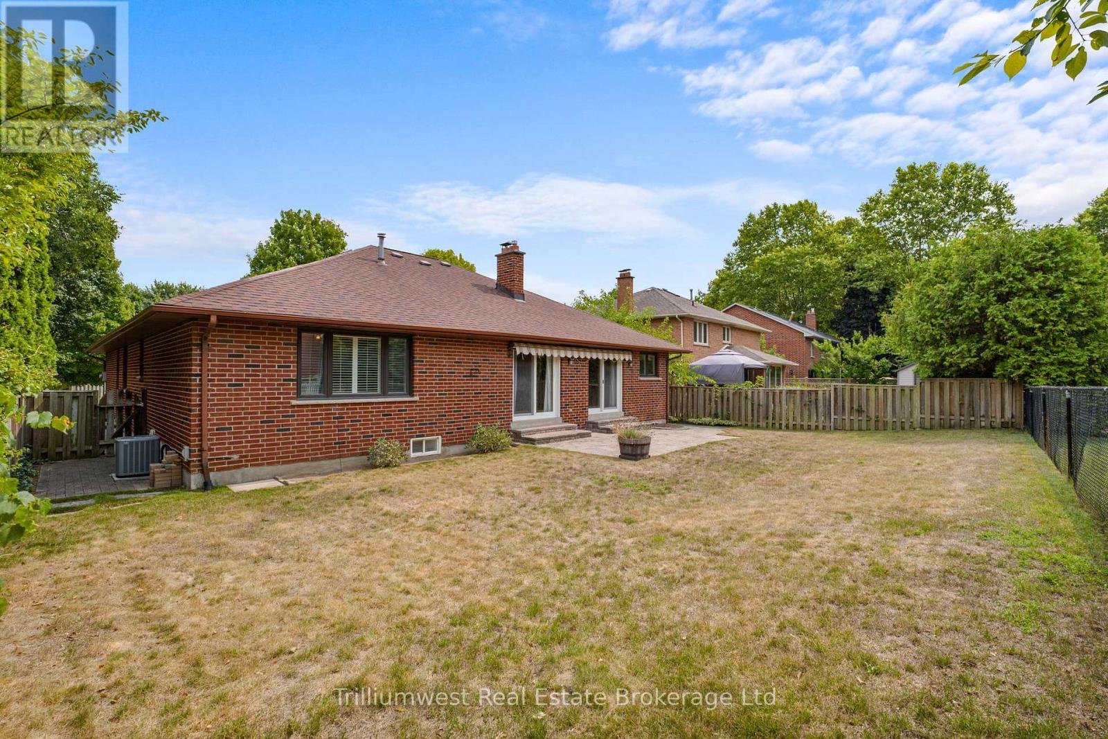 444 Bonny Meadow Road, Oakville, Ontario  L6J 6J2 - Photo 38 - W12364988