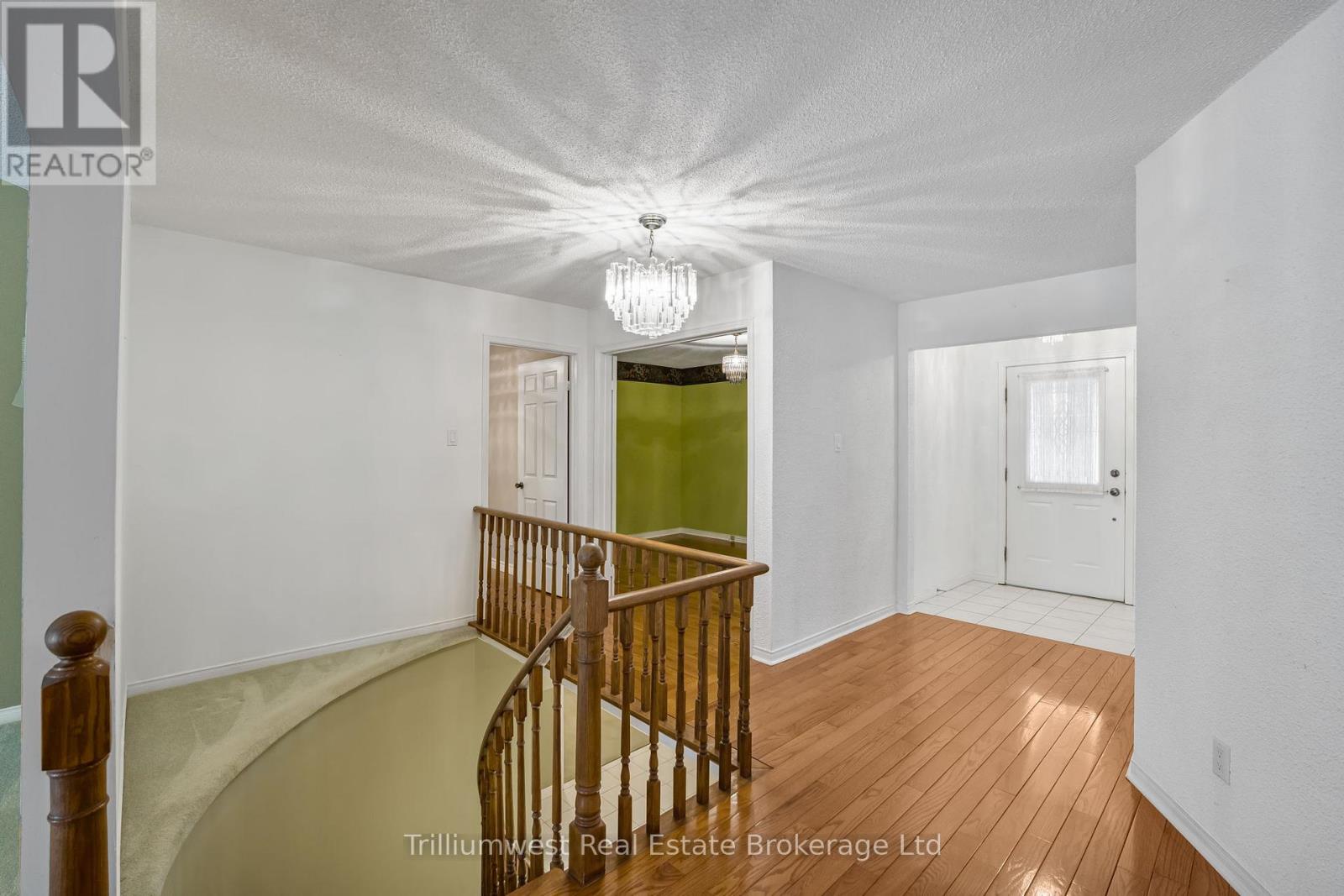 444 Bonny Meadow Road, Oakville, Ontario  L6J 6J2 - Photo 10 - W12364988