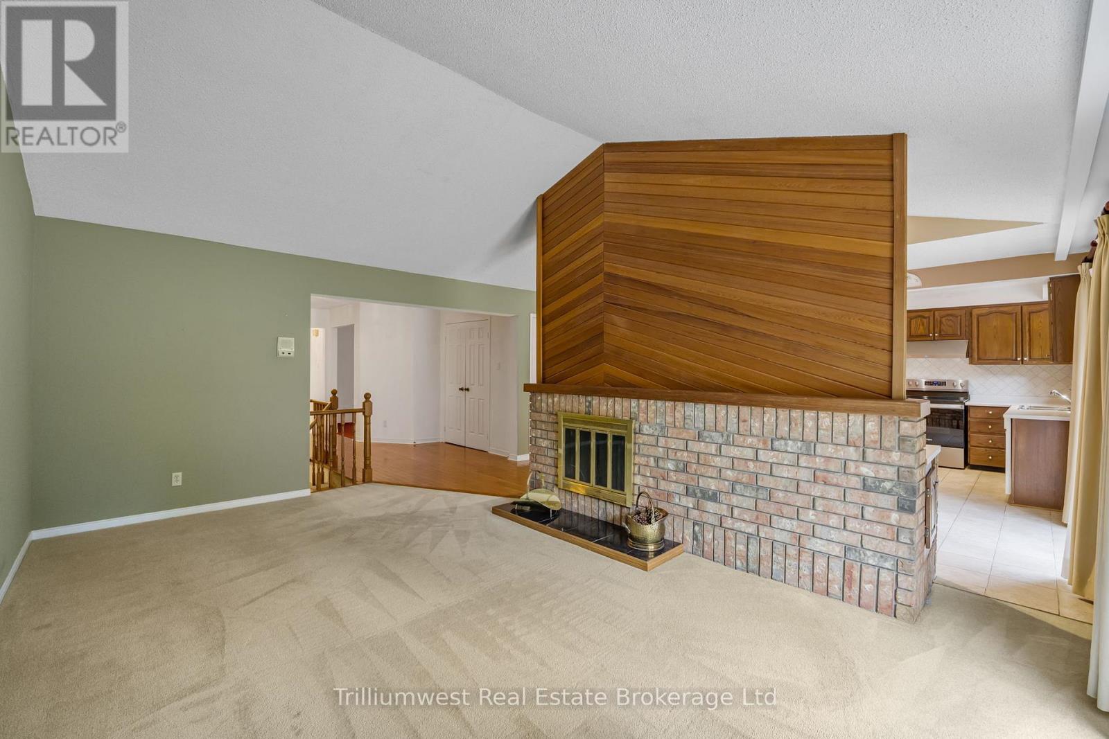 444 Bonny Meadow Road, Oakville, Ontario  L6J 6J2 - Photo 13 - W12364988