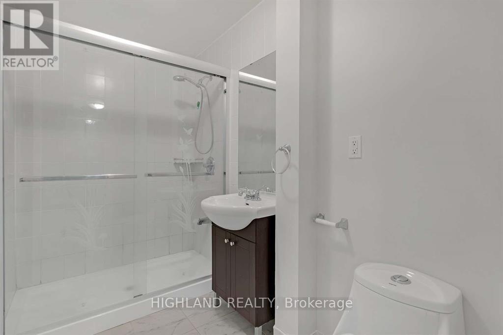 Lower - 107 Rainier Square, Toronto, Ontario  M1T 3A1 - Photo 9 - E12366368