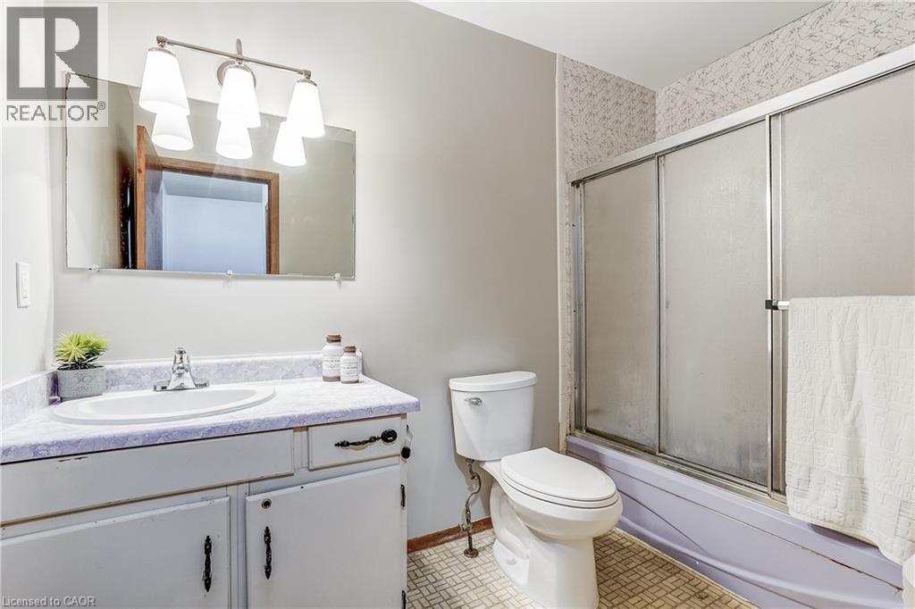 63 1/2 Eastbury Drive, Hamilton, Ontario  L8E 2V8 - Photo 16 - 40763385