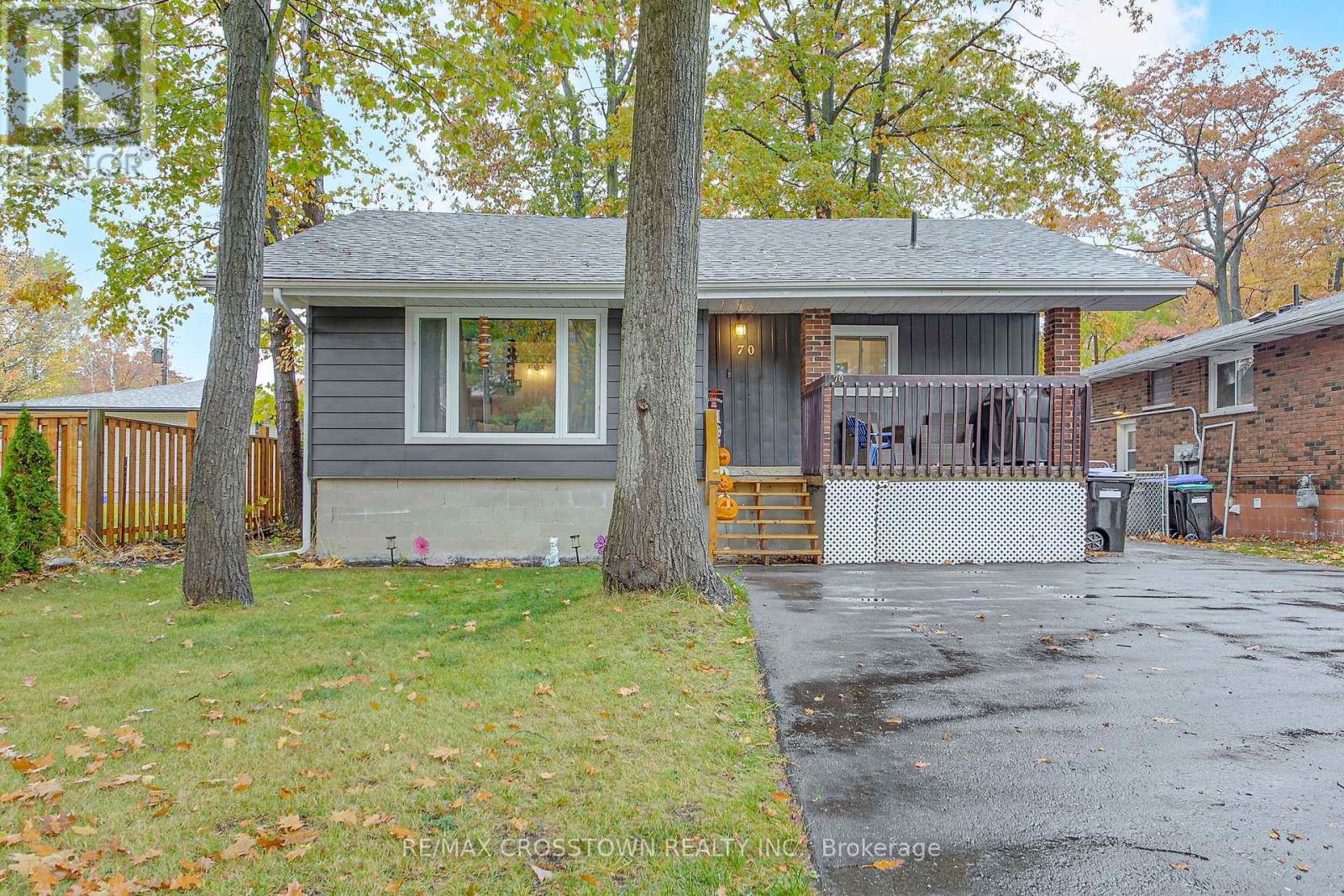 Property at 70 KNOX ROAD W image 1