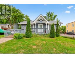 172 WILLIAM STREET W, Tay, Ontario